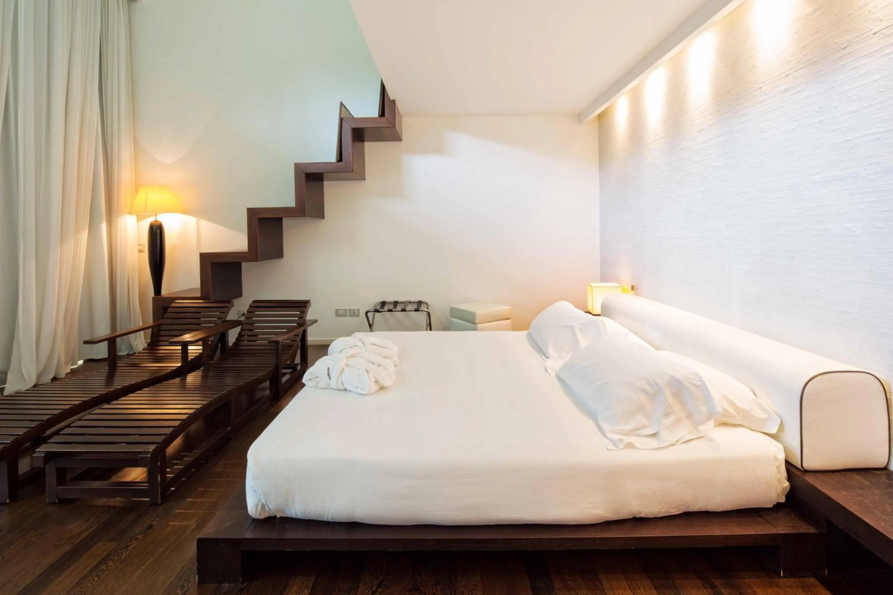 Photo of the whole room, Bed in Riviera Golf Resort