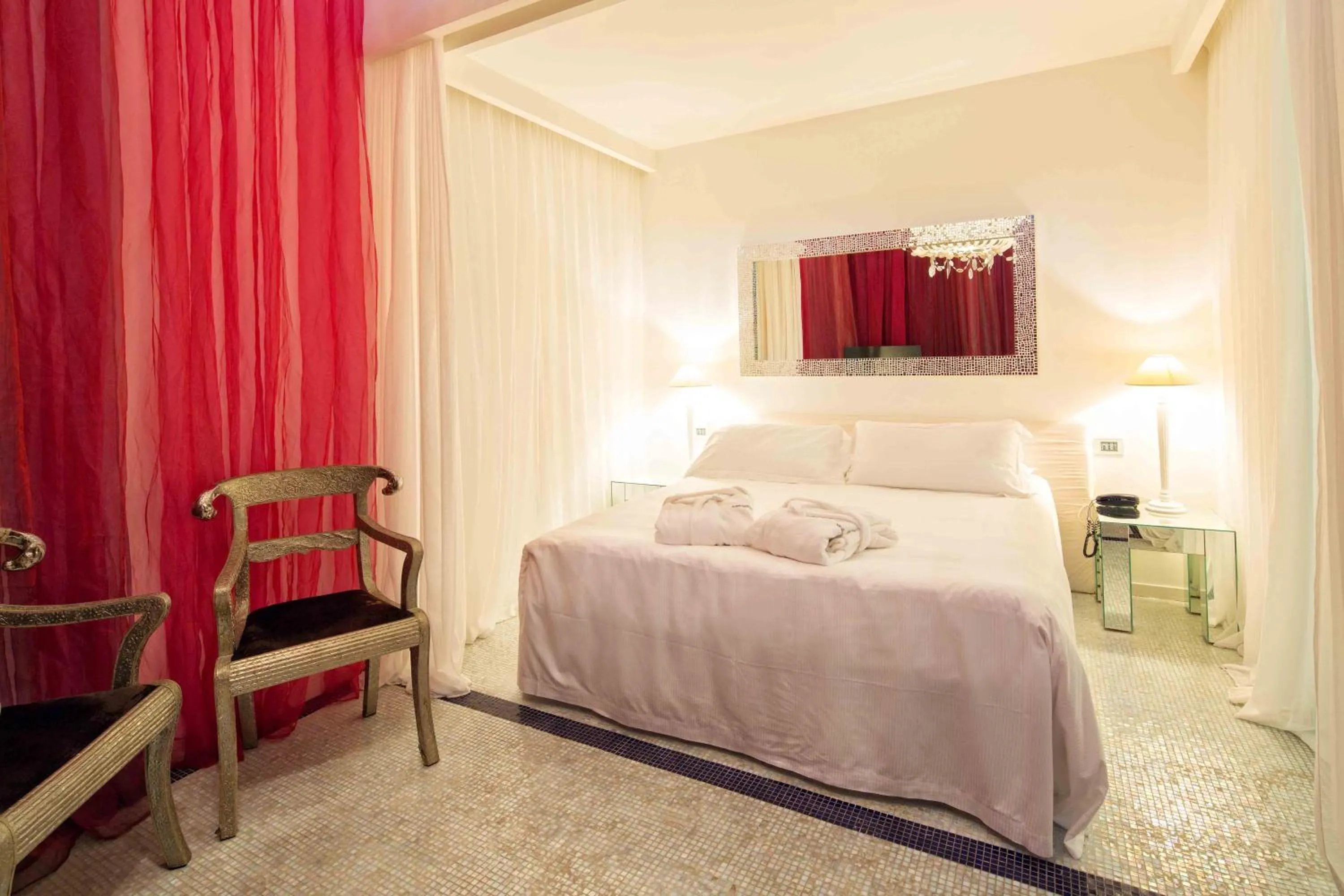 Photo of the whole room, Bed in Riviera Golf Resort