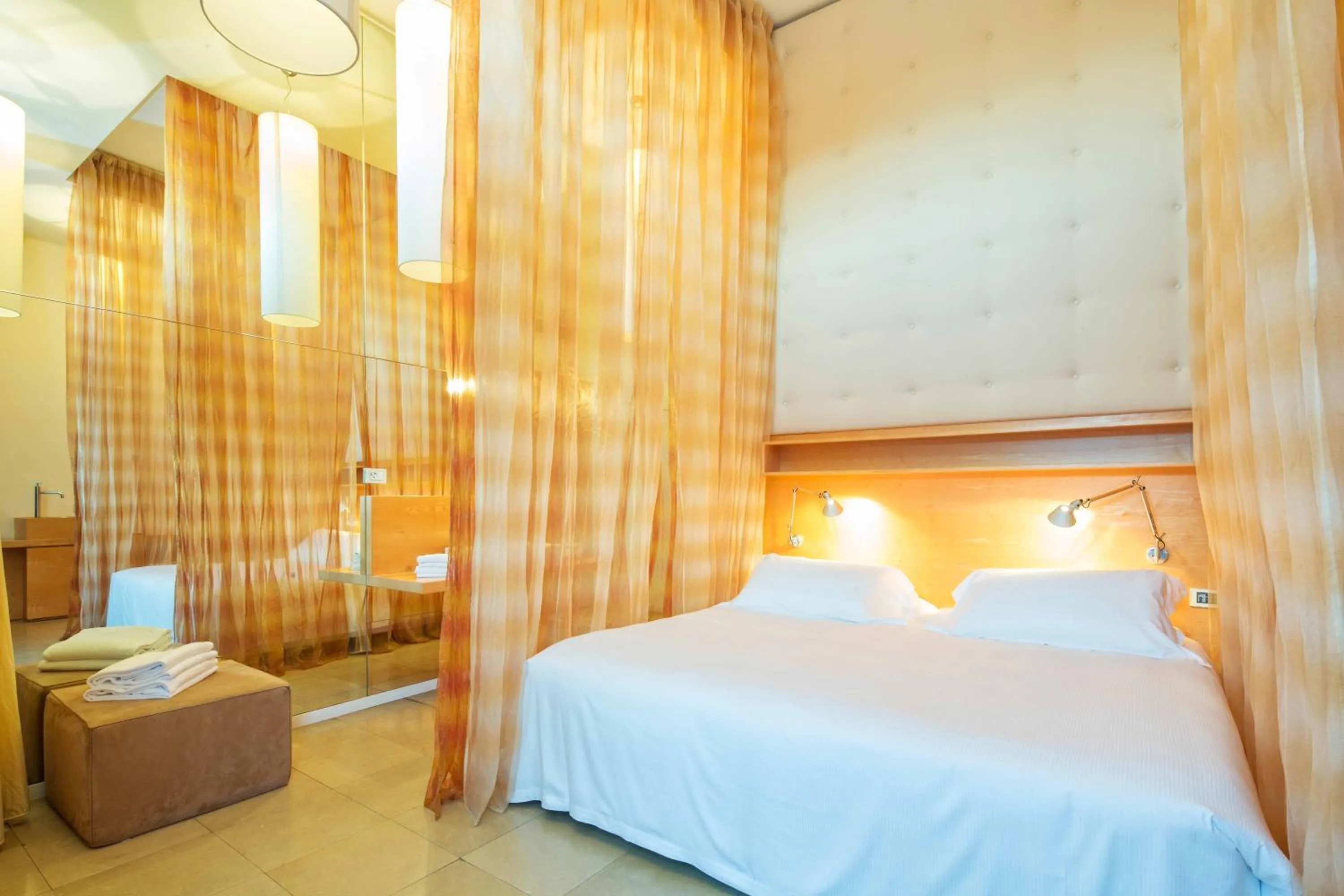 Photo of the whole room, Bed in Riviera Golf Resort