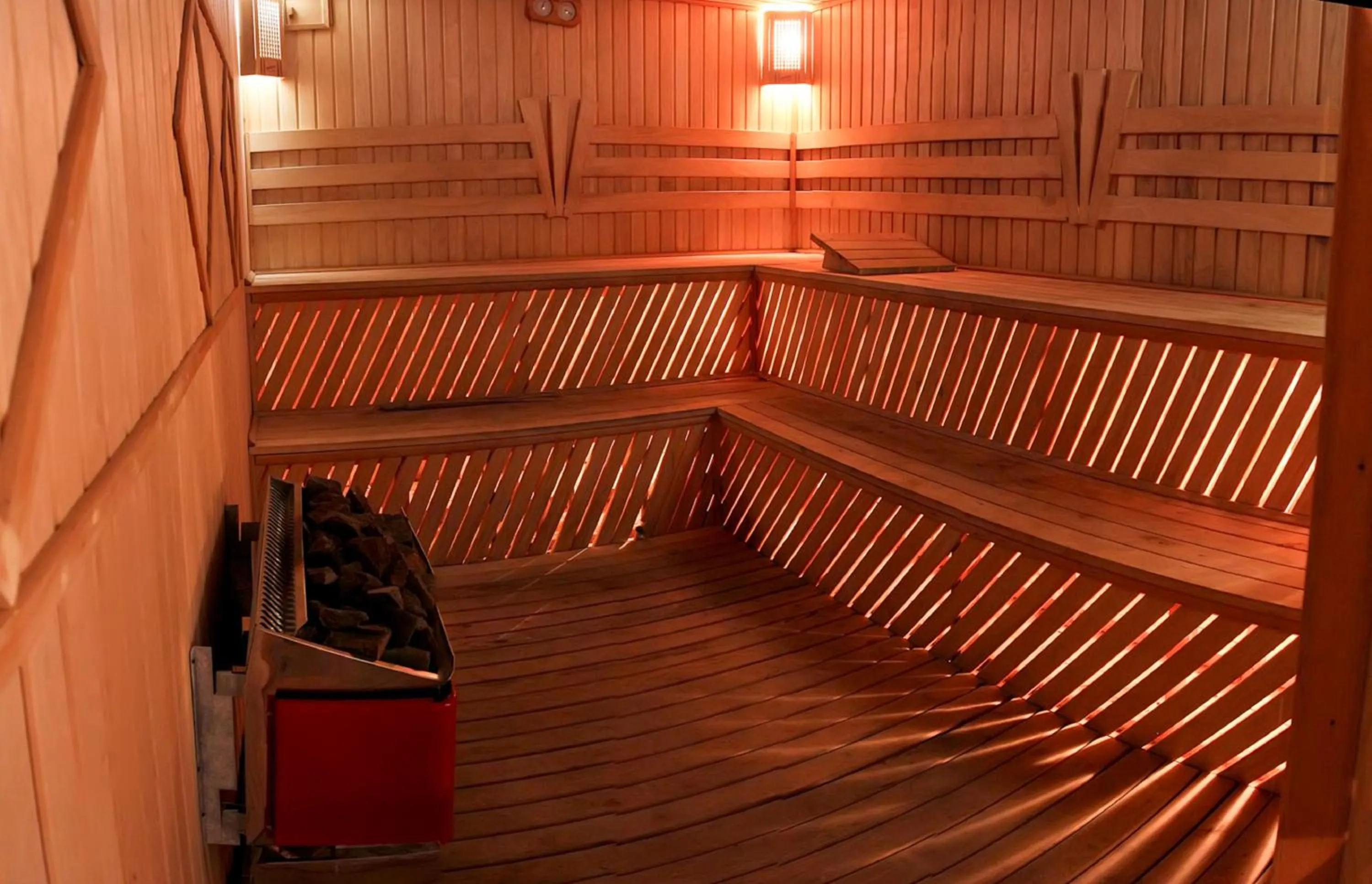 Sauna in AEF Hotel