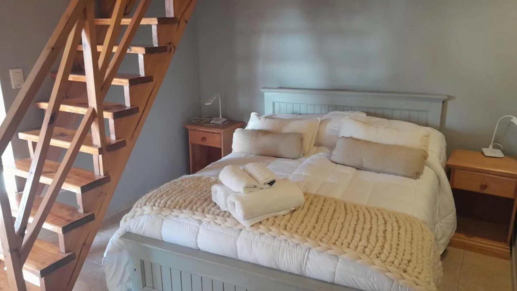 Bed in Del Glaciar Libertador Hotel