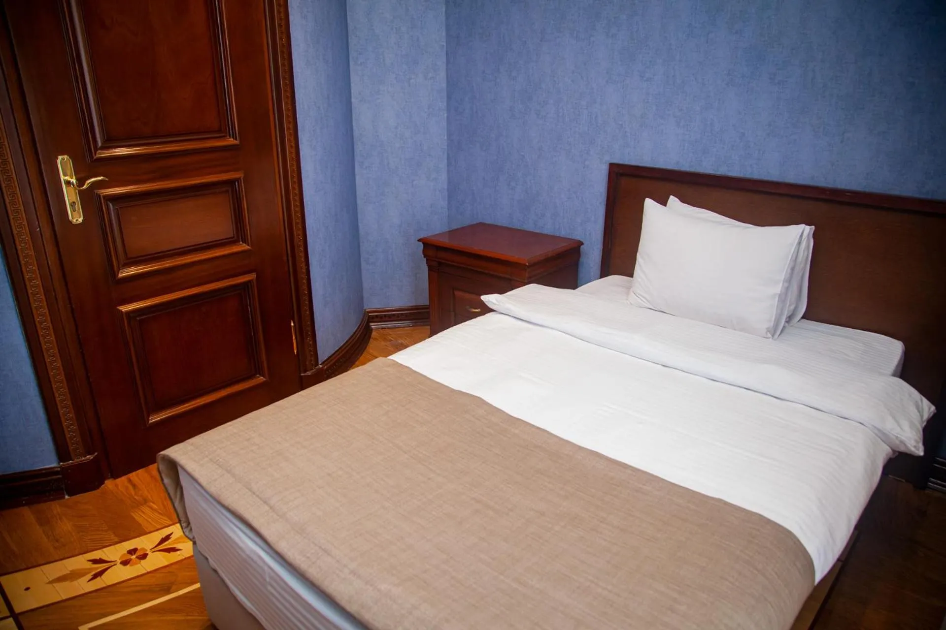Junior Suite in AYF Palace