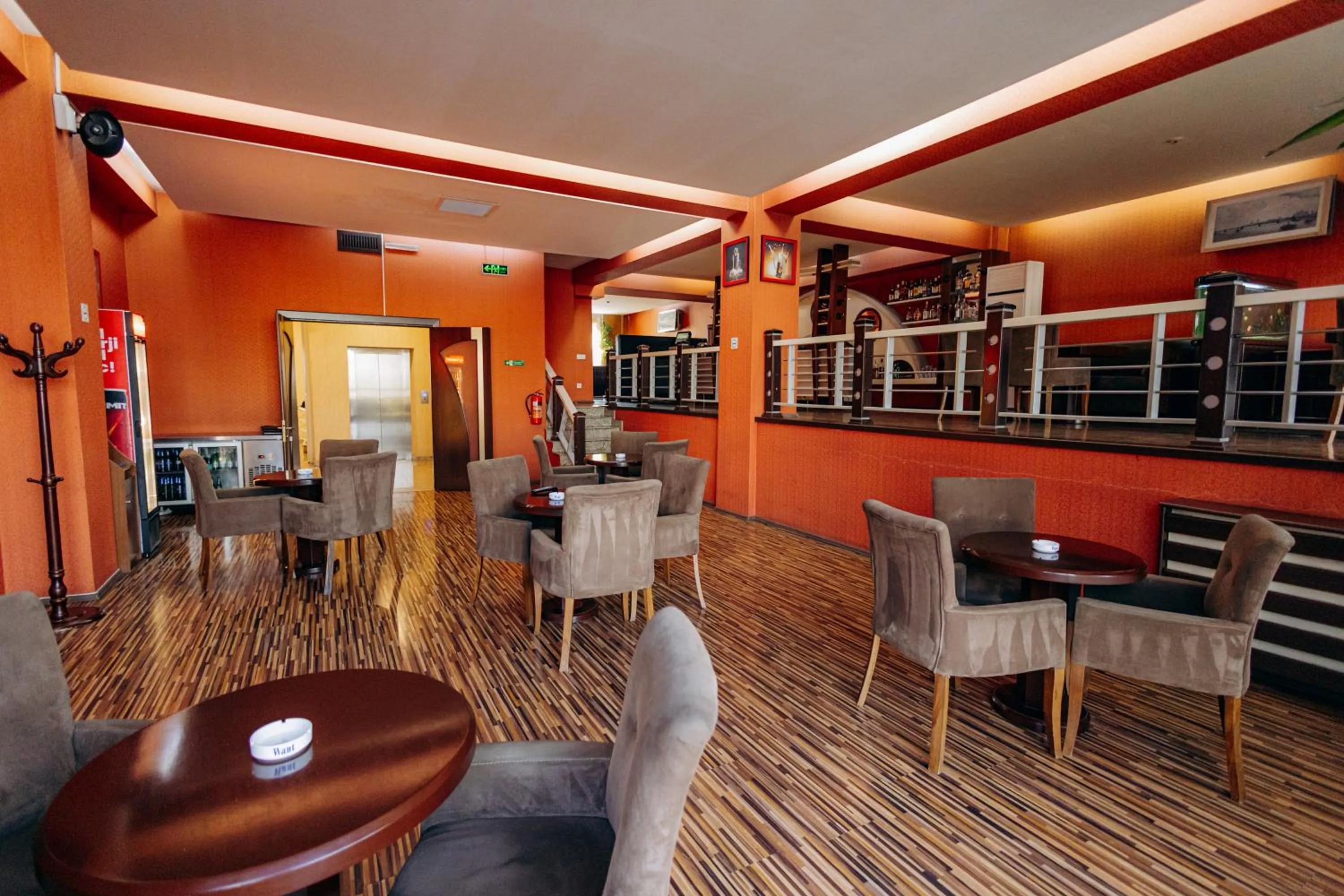 Restaurant/places to eat in Days Hotel By Wyndham Baku