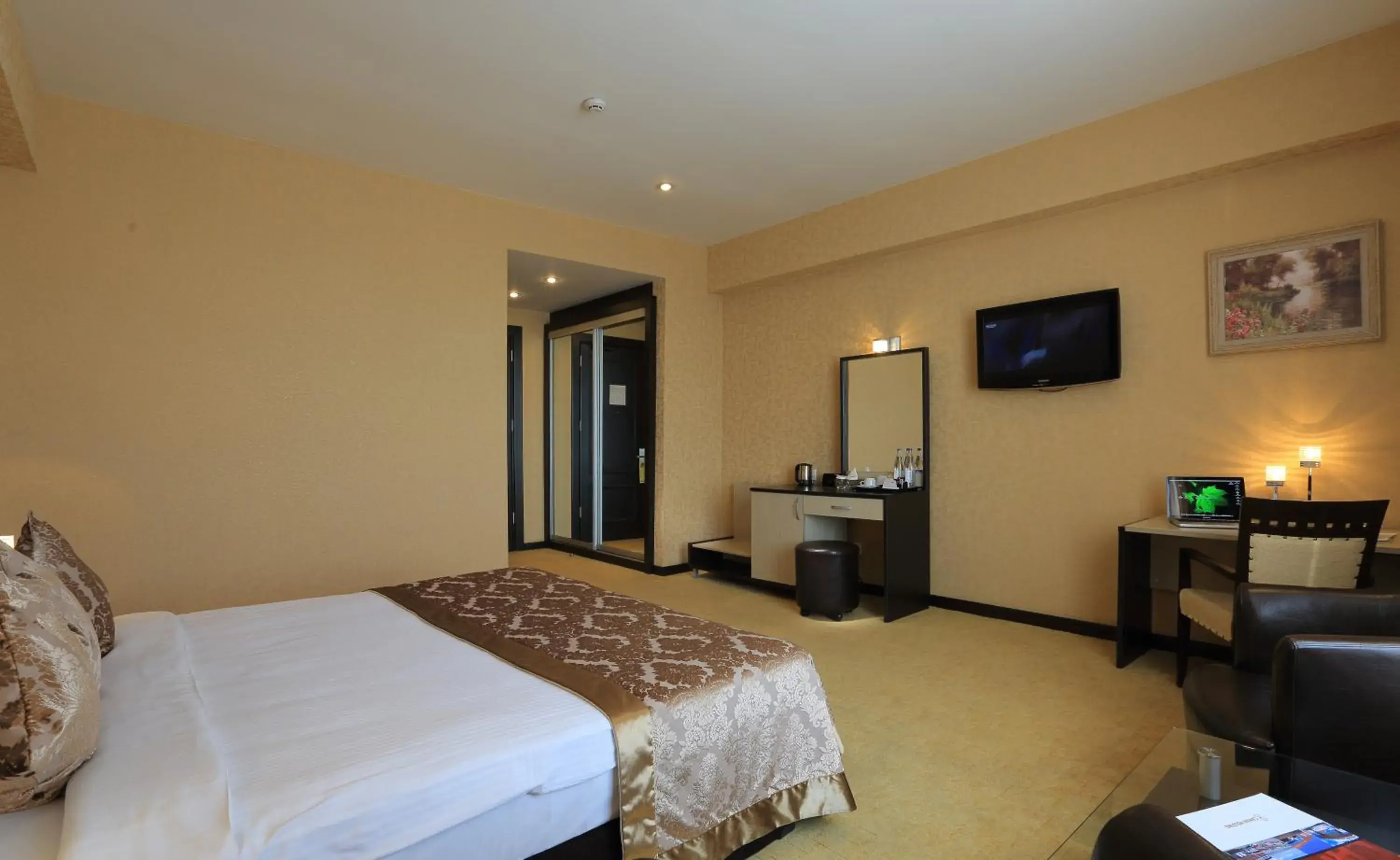 Bed in Days Hotel By Wyndham Baku Bed in Days Hotel By Wyndham Baku