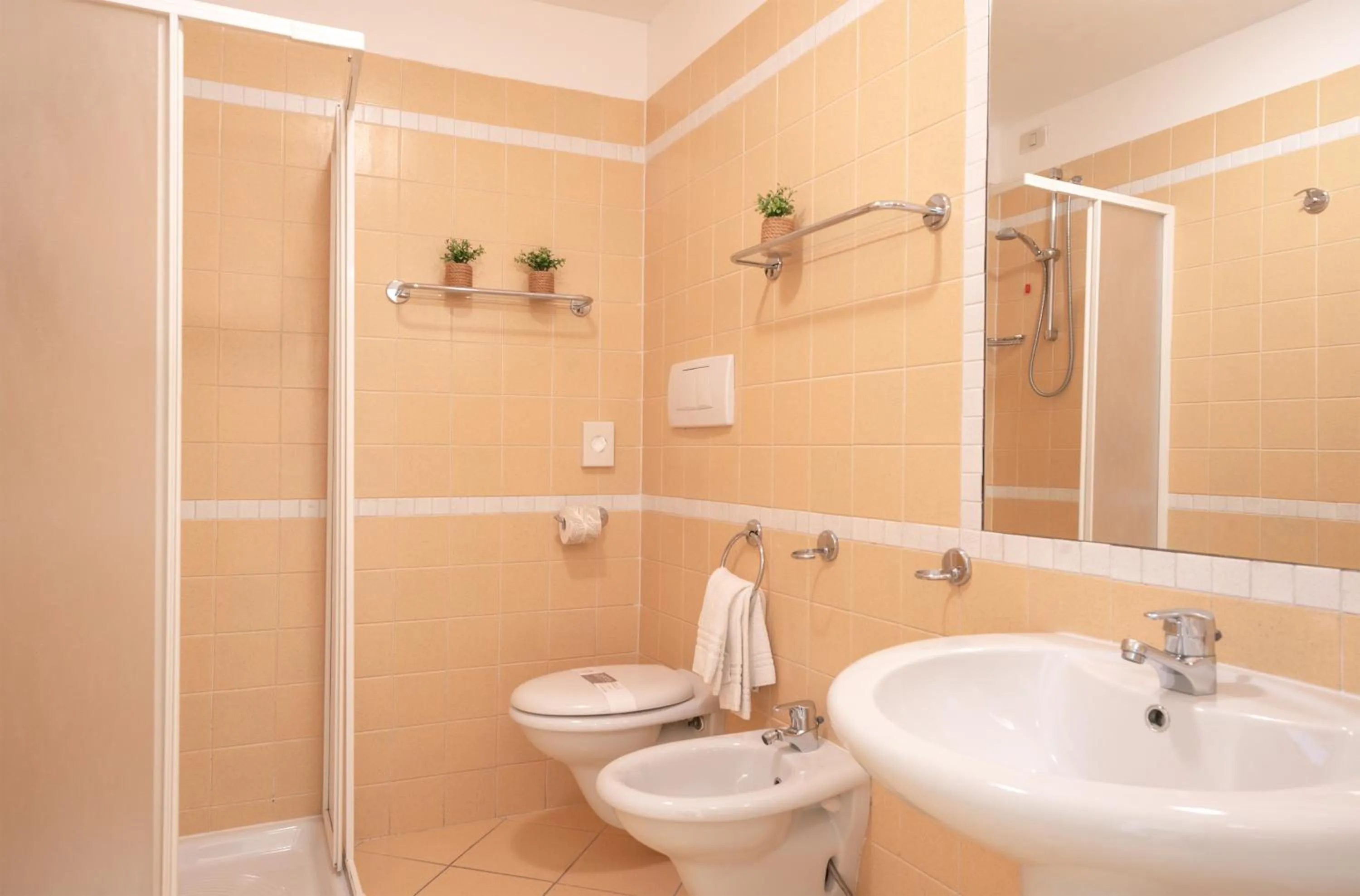 Bathroom in Residence Capitol