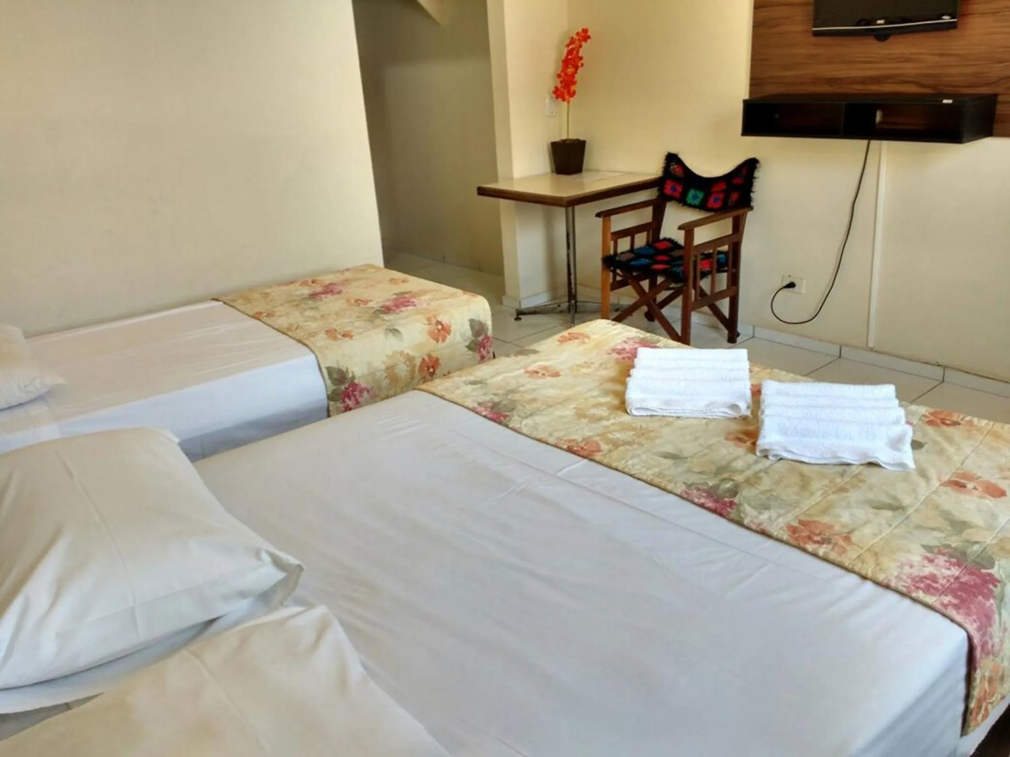 Photo of the whole room, Bed in Sayuri hotel