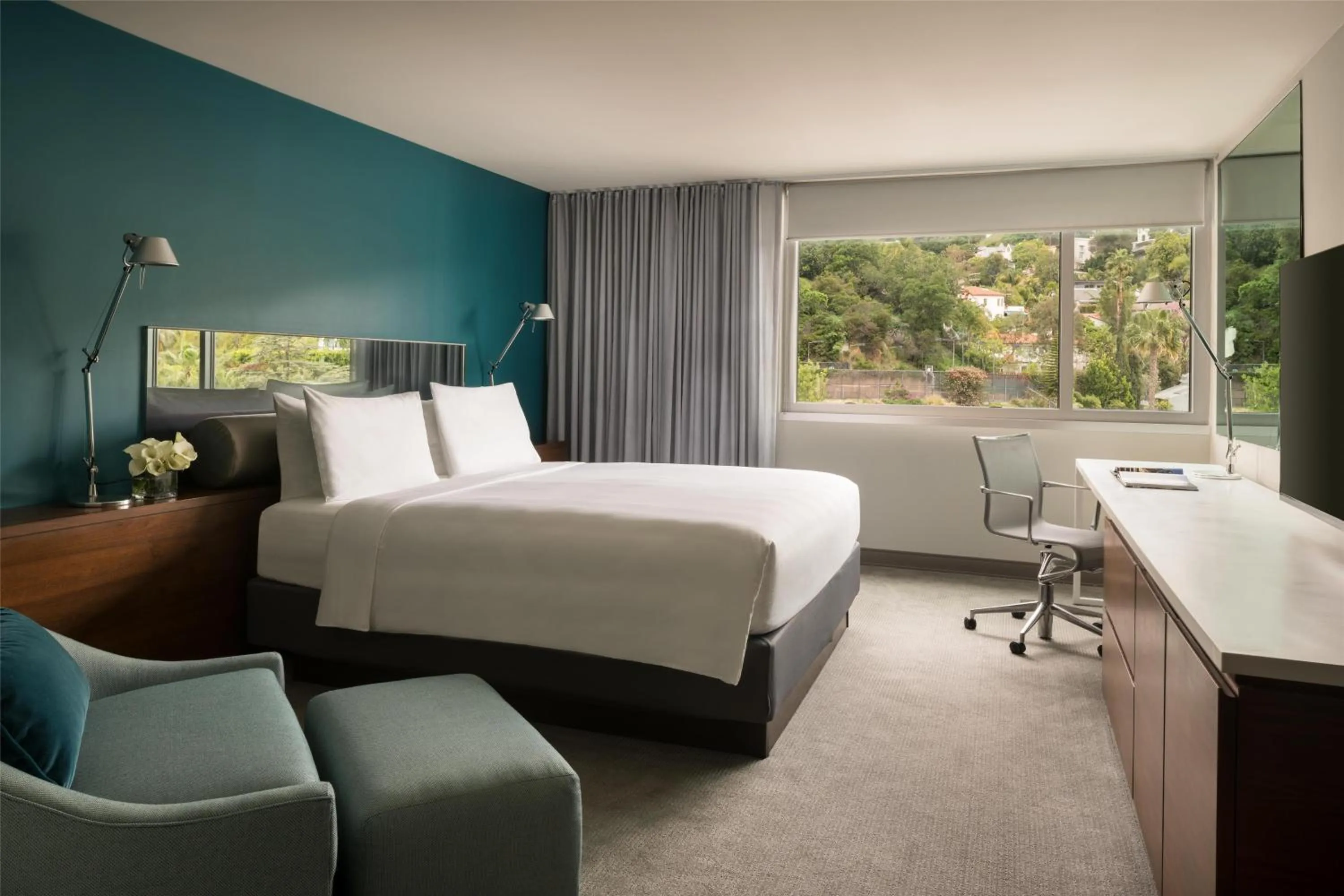 Bedroom, Bed in Andaz West Hollywood, By Hyatt
