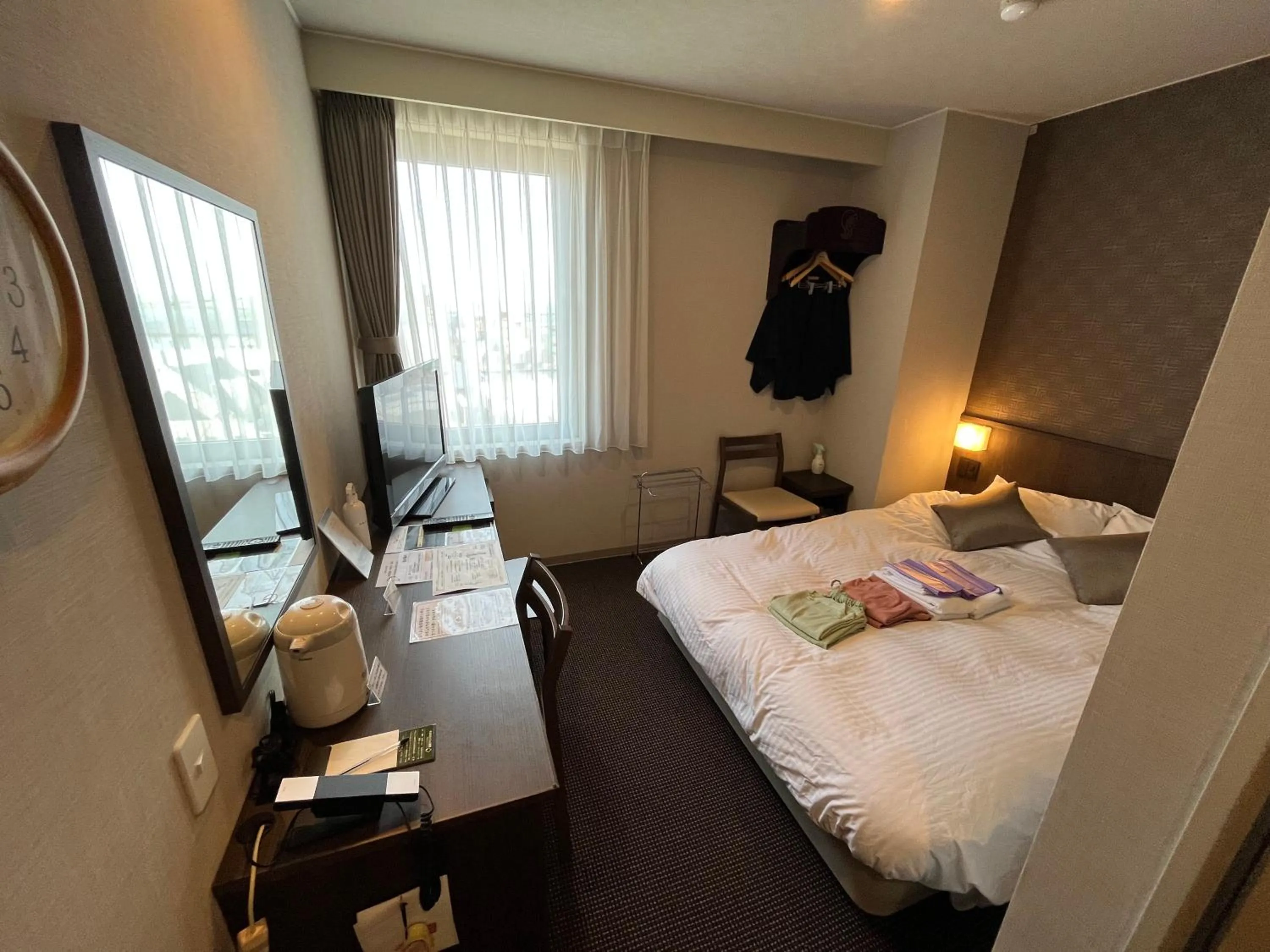 Bedroom, Bed in Monbetsu Prince Hotel