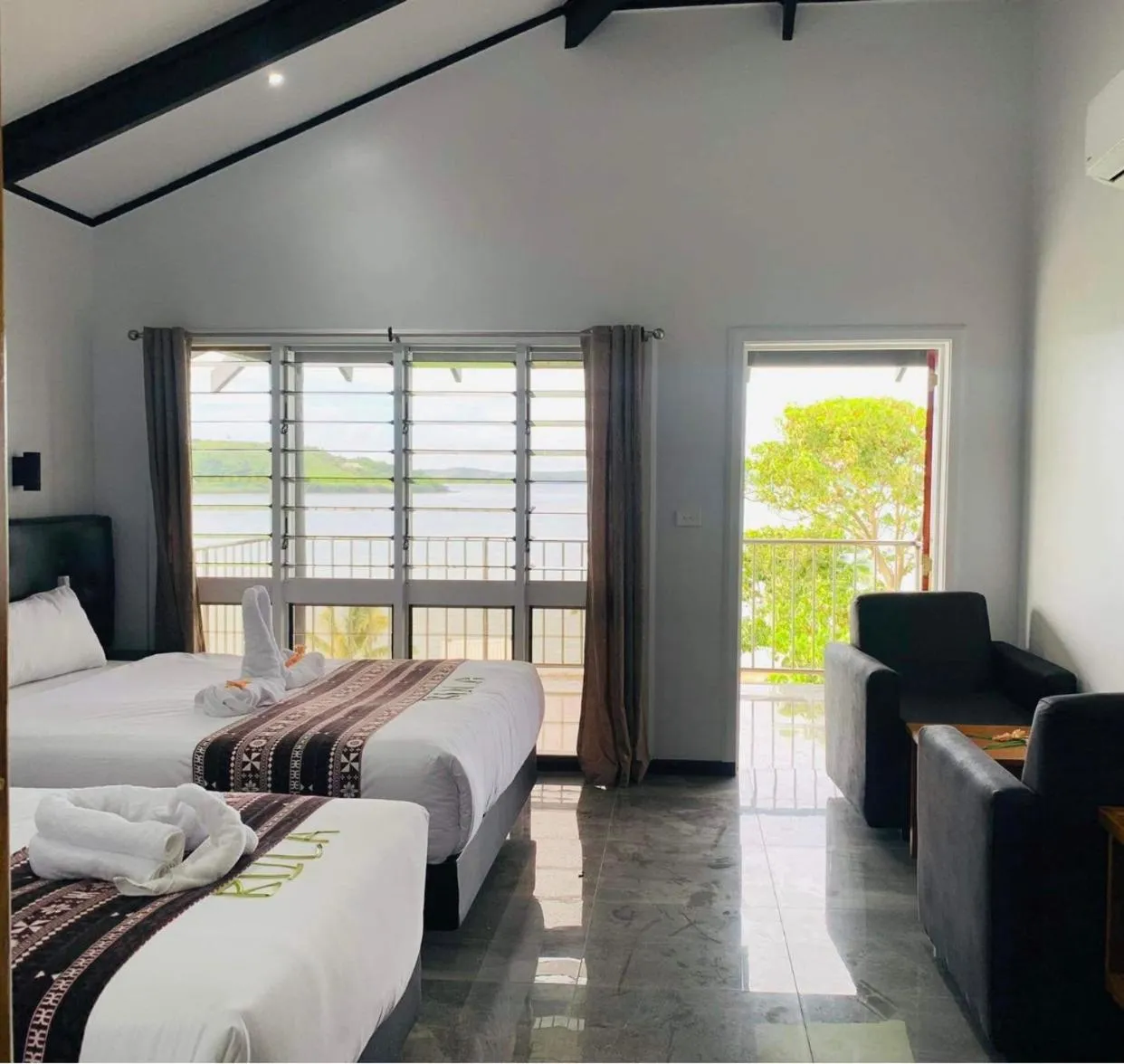 Bed in Dua Dua Beach Resort