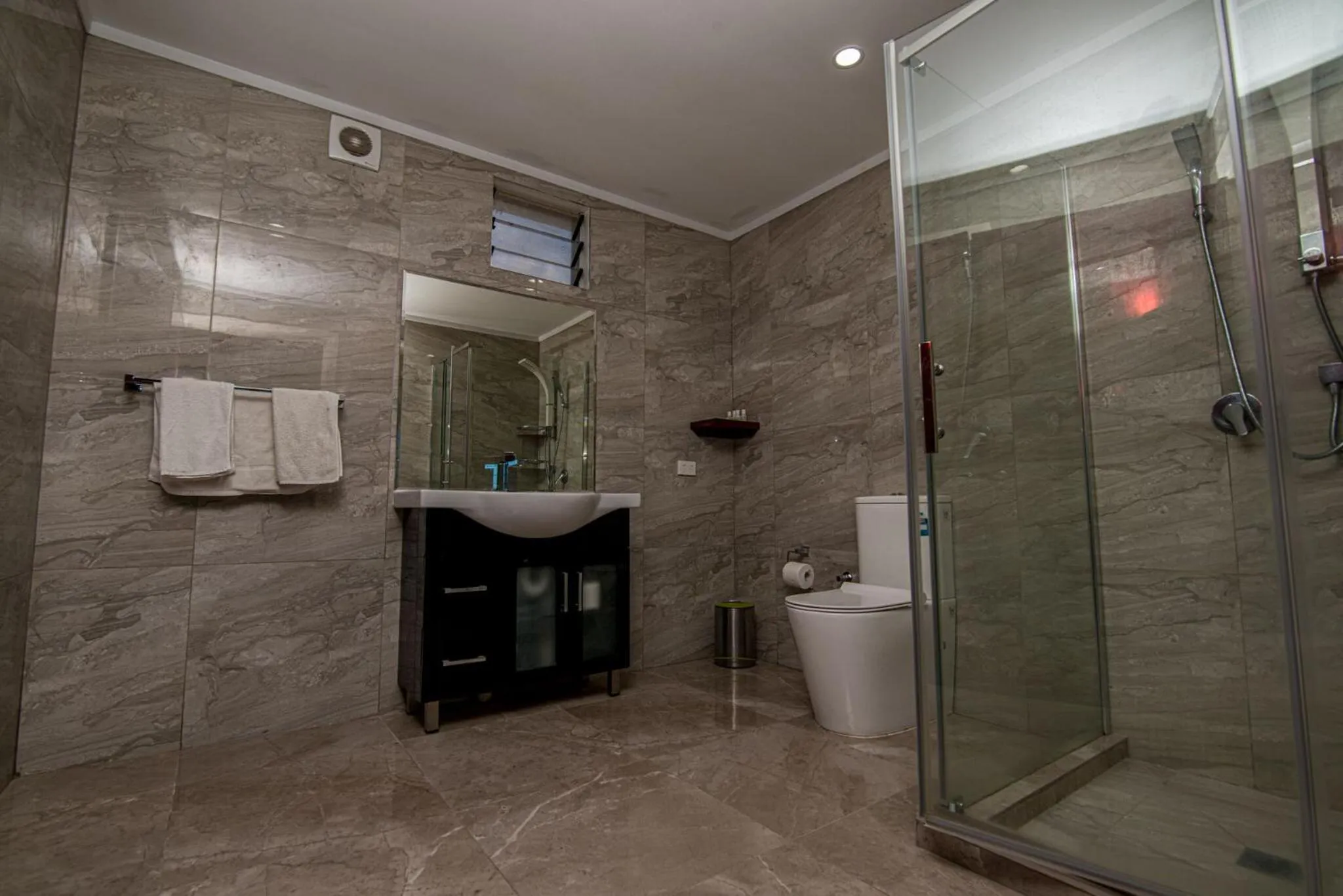 Shower in Dua Dua Beach Resort