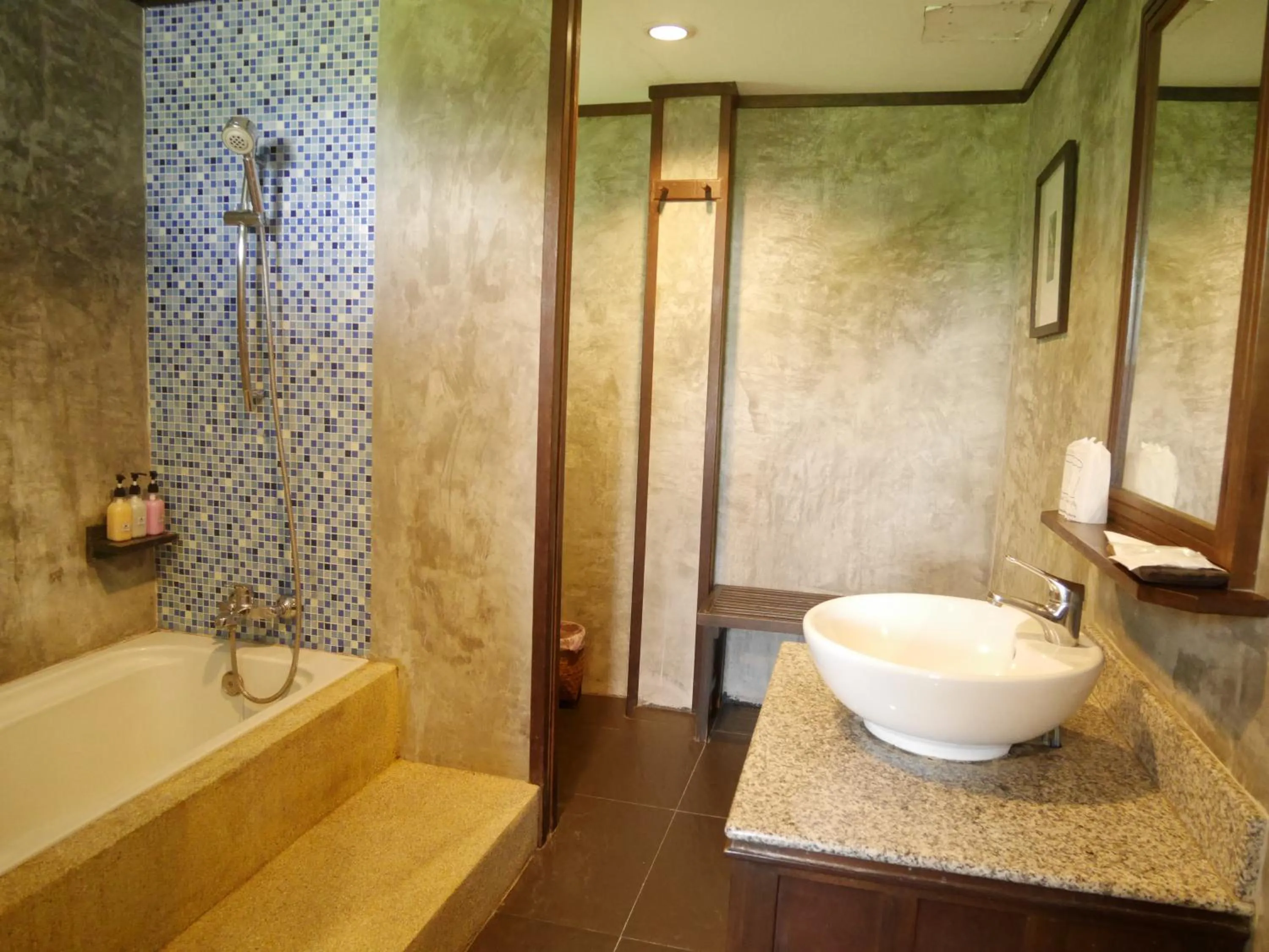 PingPhuPlace Smart Check-in