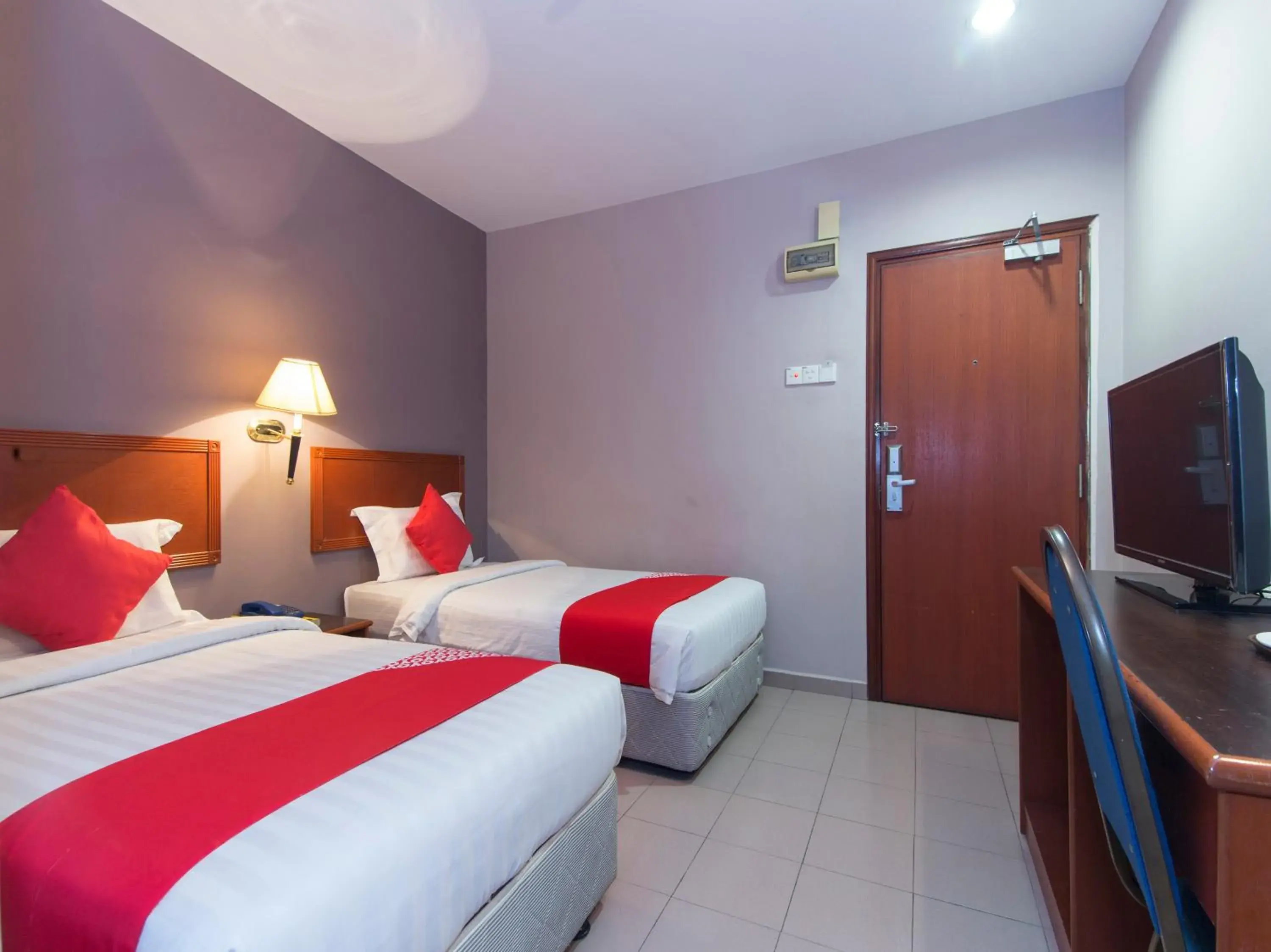 Bedroom, Bed in Super OYO 484 Comfort Hotel Kapar