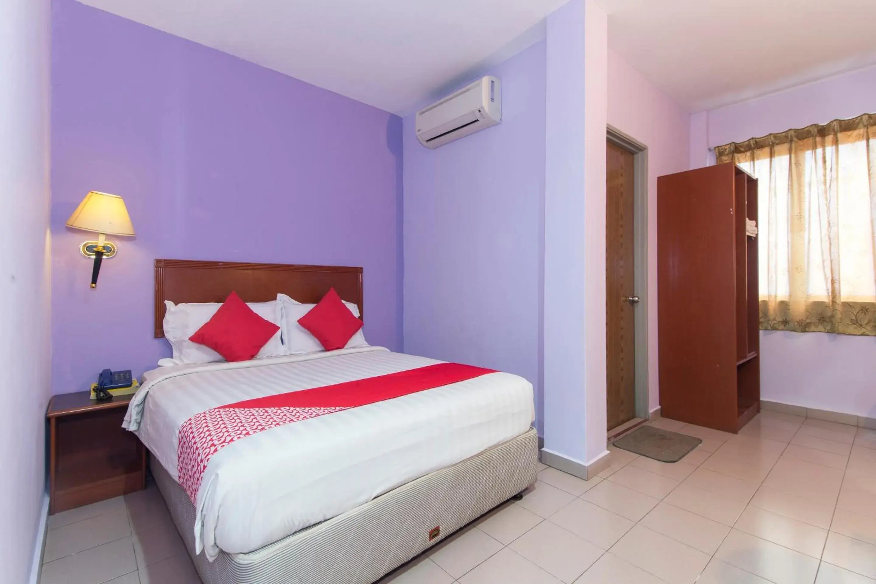 Bedroom, Bed in Super OYO 484 Comfort Hotel Kapar