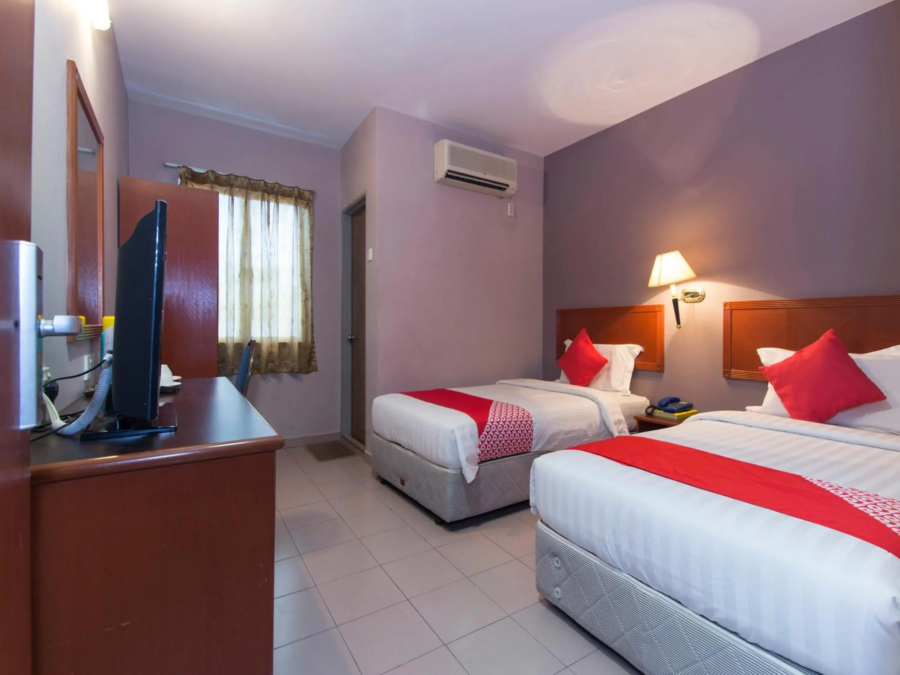 Bedroom in Super OYO 484 Comfort Hotel Kapar