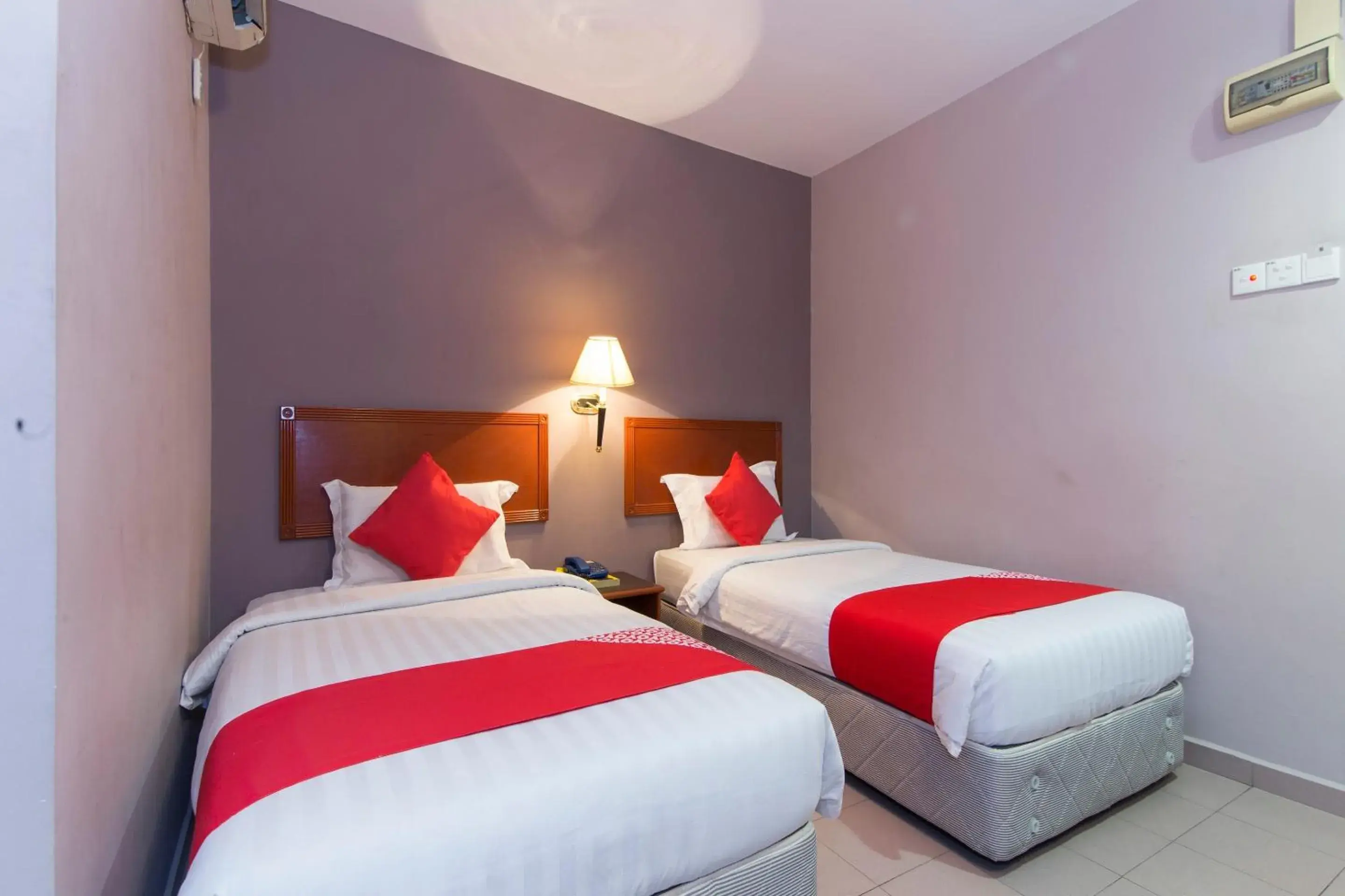 Standard Twin Room in Super OYO 484 Comfort Hotel Kapar Standard Twin Room in Super OYO 484 Comfort Hotel Kapar