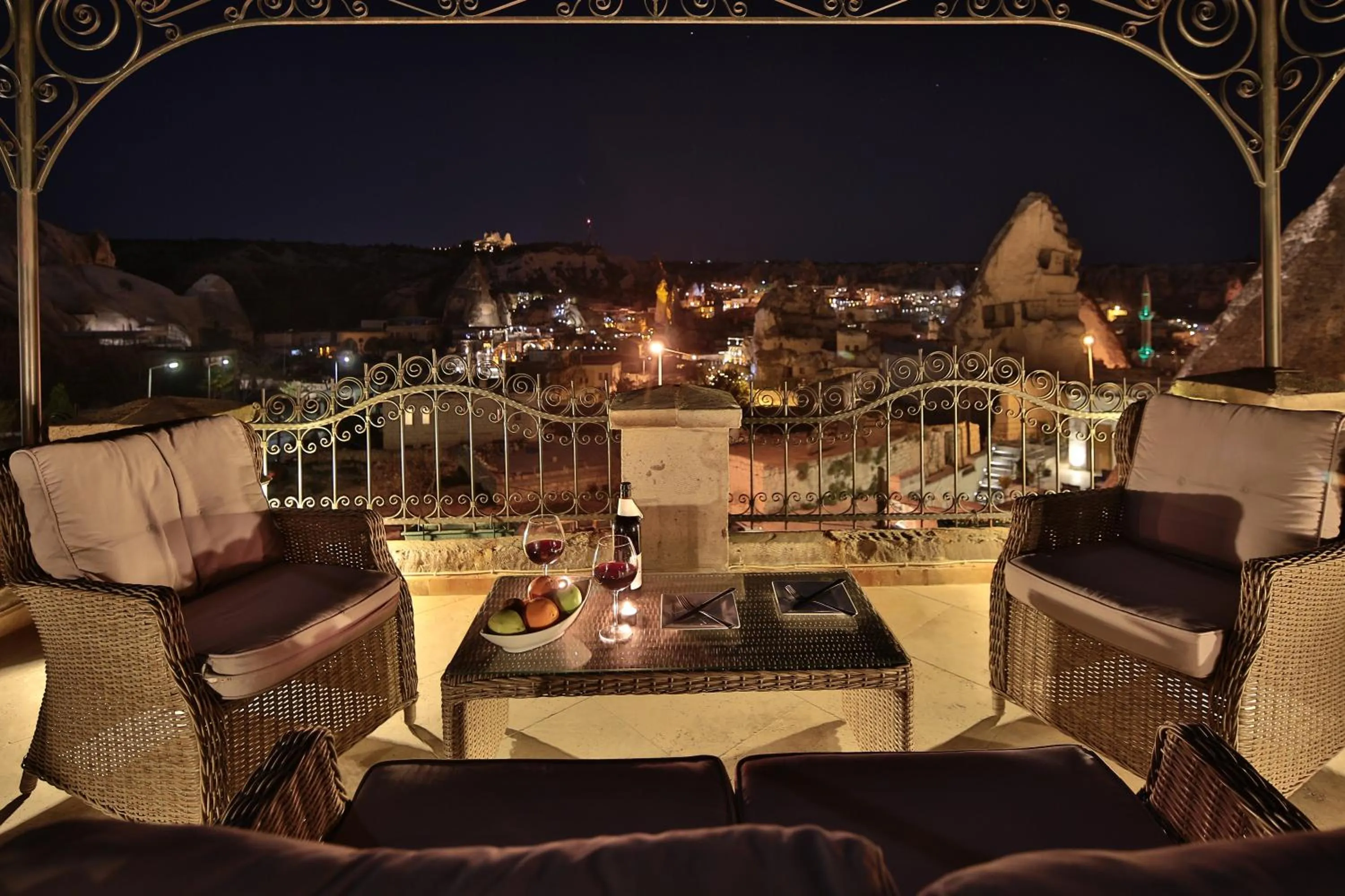 Night in Imperial Cave Suites & Spa