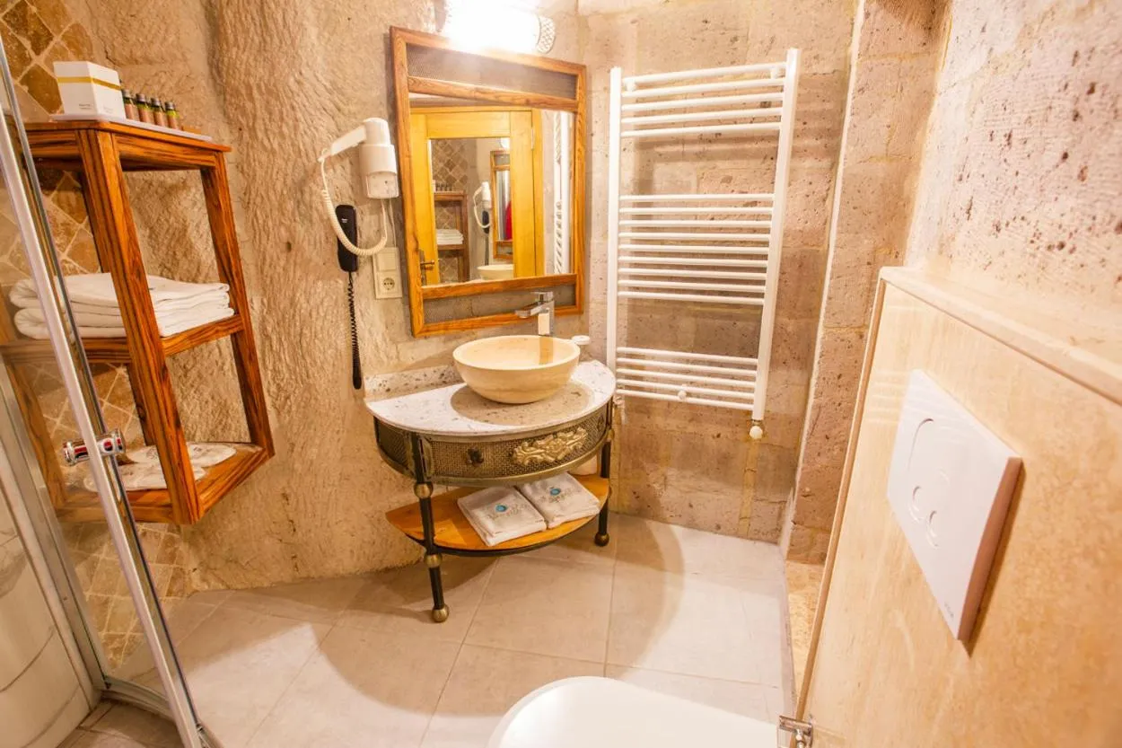 Imperial Cave Suites & Spa