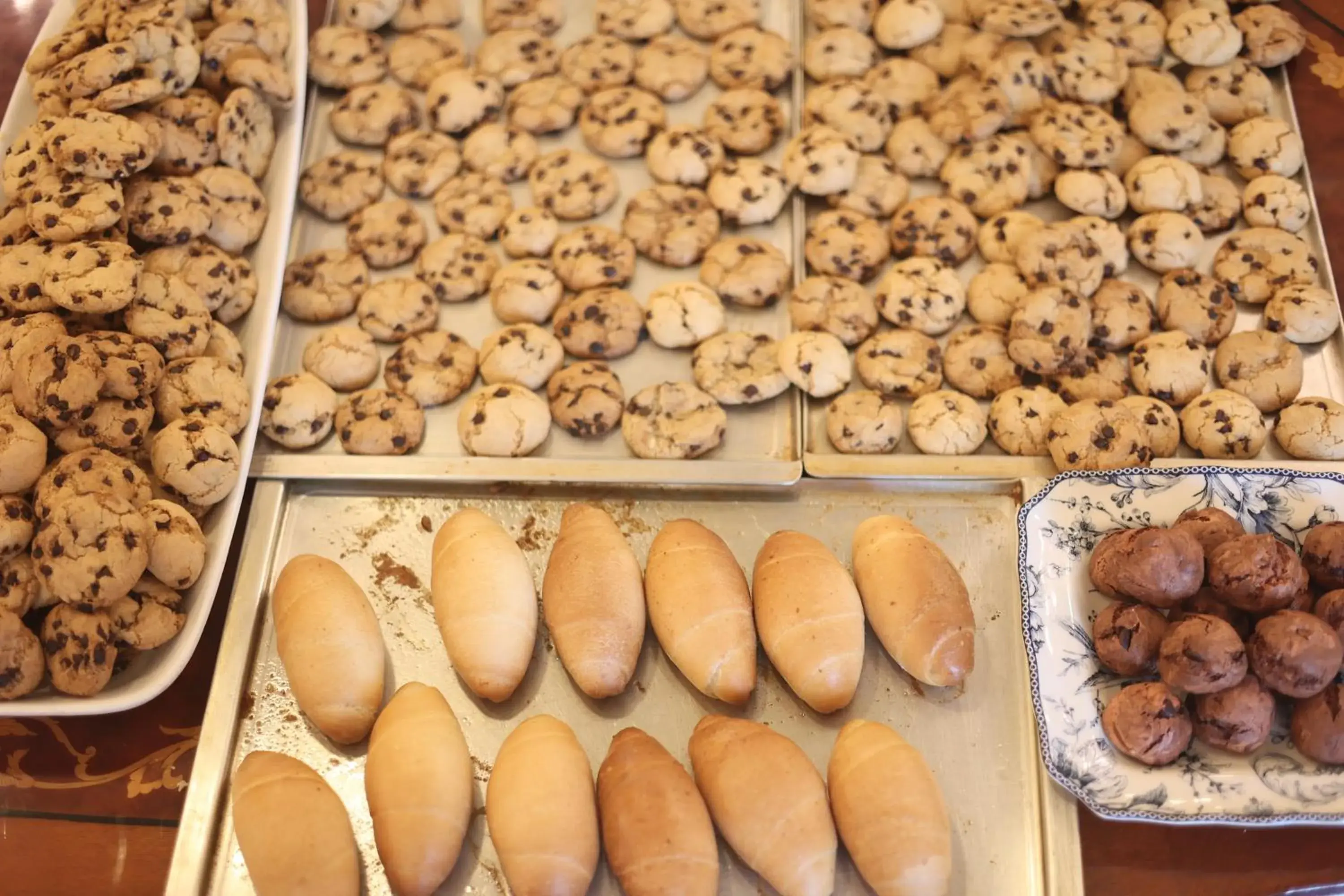 Property building in Hotel Lemong Property building in Hotel Lemong