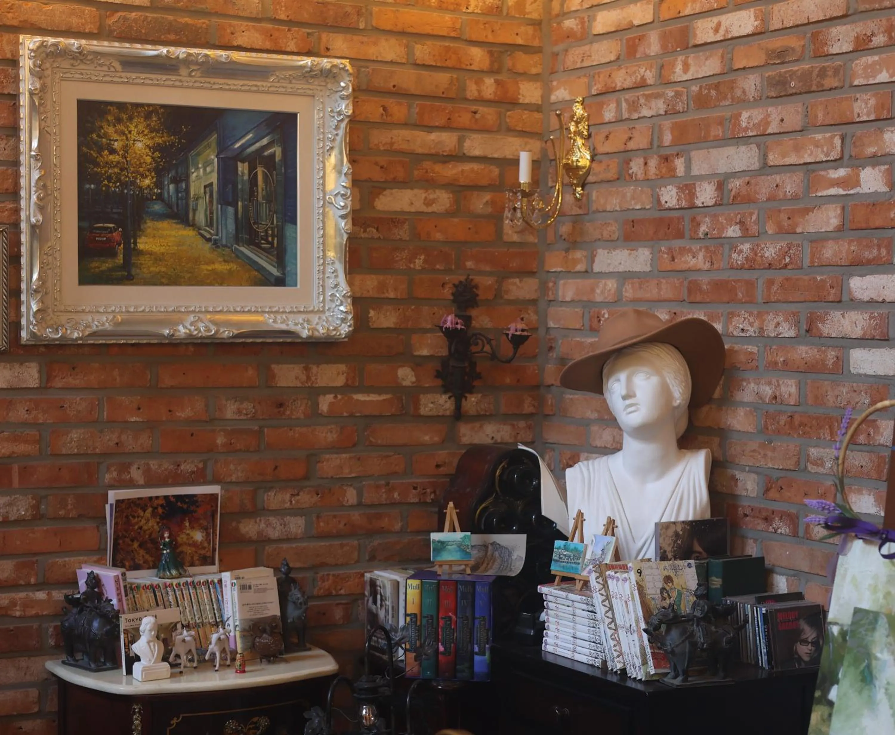 Property building in Hotel Lemong