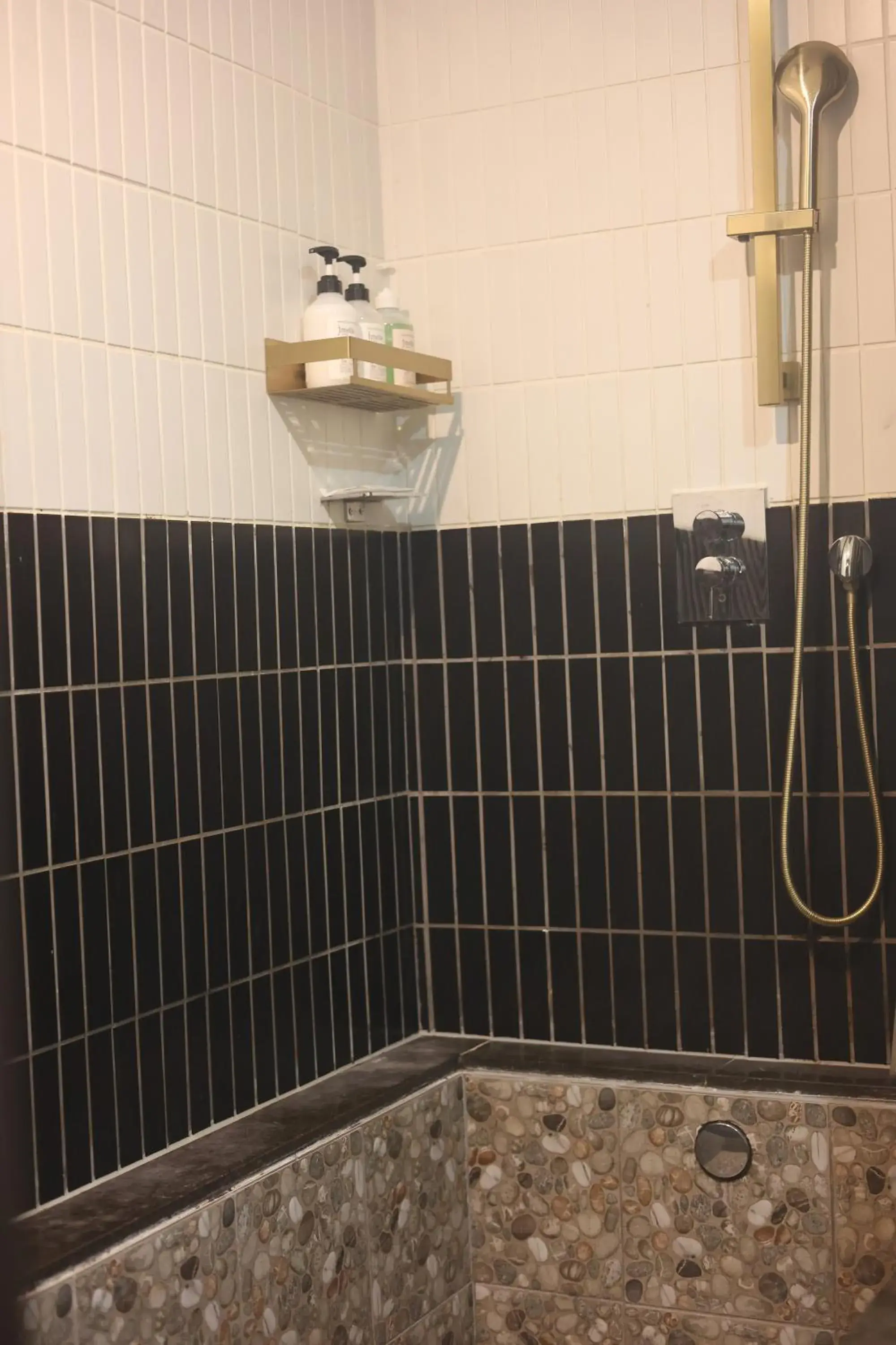 Property building in Hotel Lemong Property building in Hotel Lemong