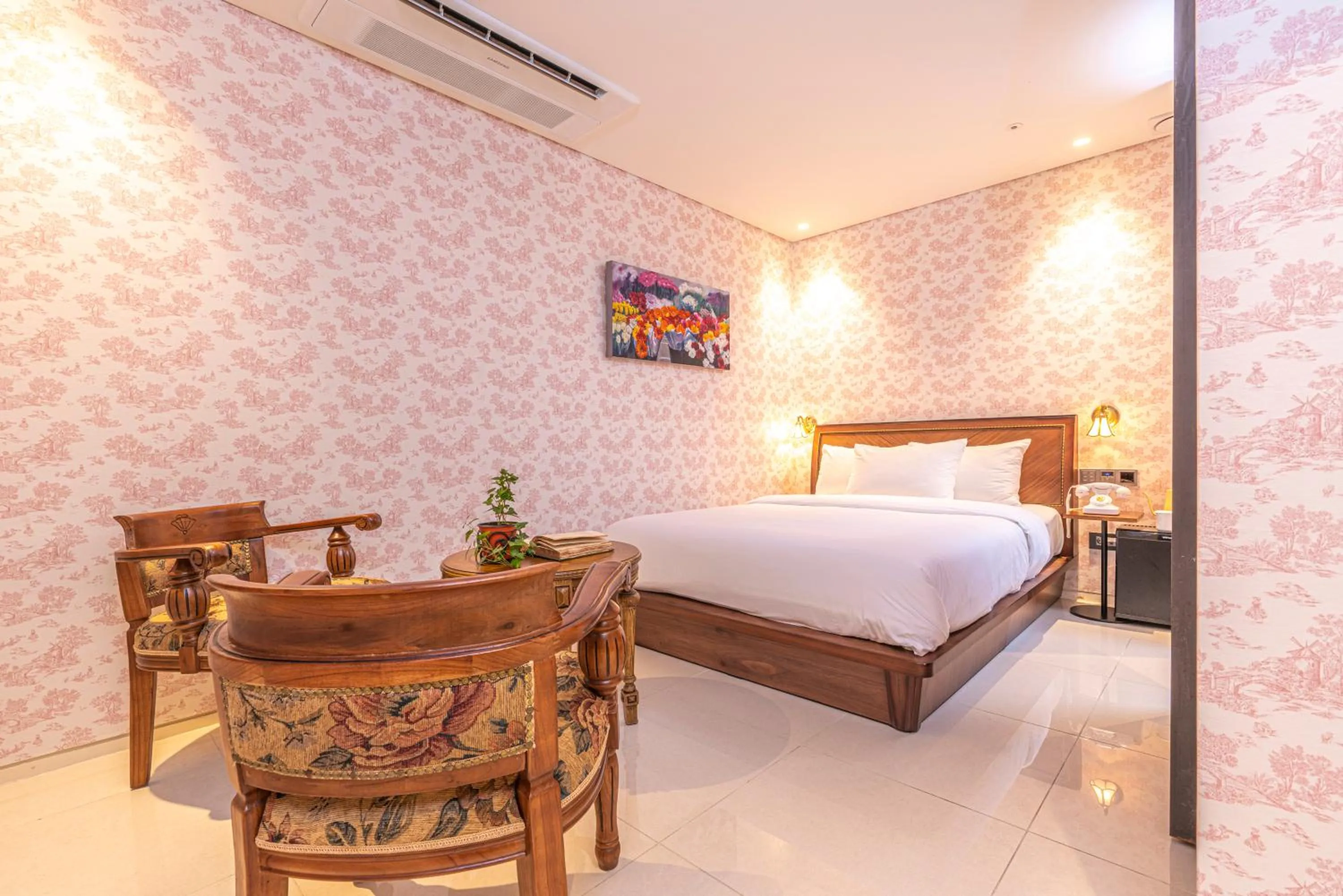 Bedroom, Bed in Hotel Lemong