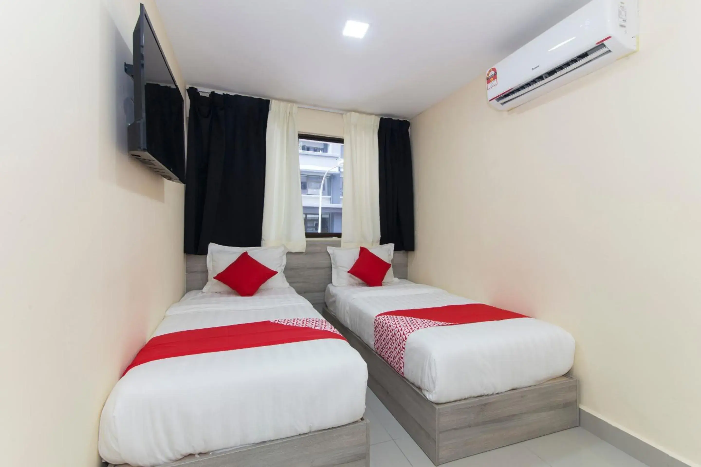 Bedroom, Bed in Hotel O Kl Centre Point Bedroom, Bed in Hotel O Kl Centre Point