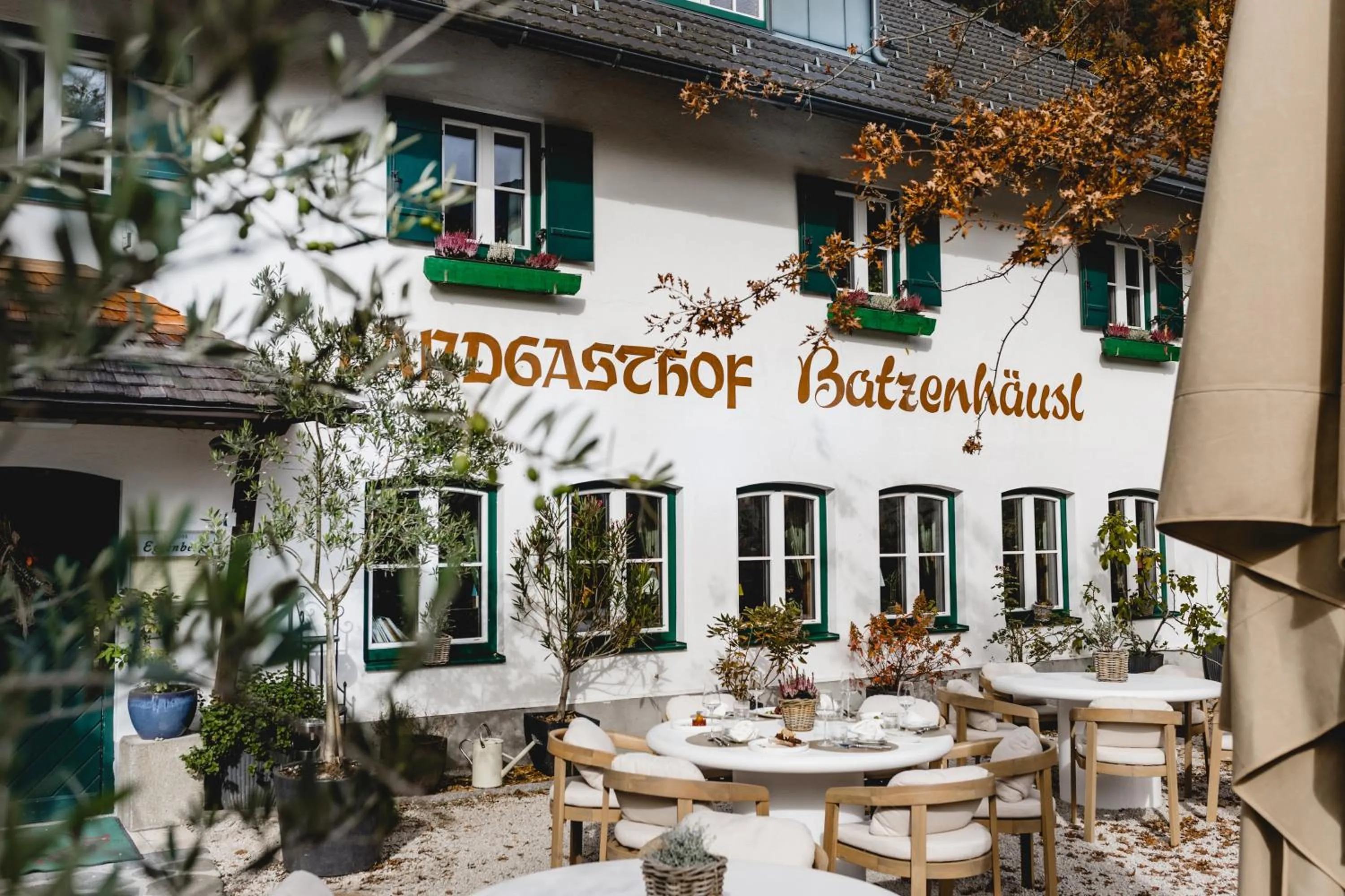 Property building in Landgasthof & Restaurant Batzenhäusl