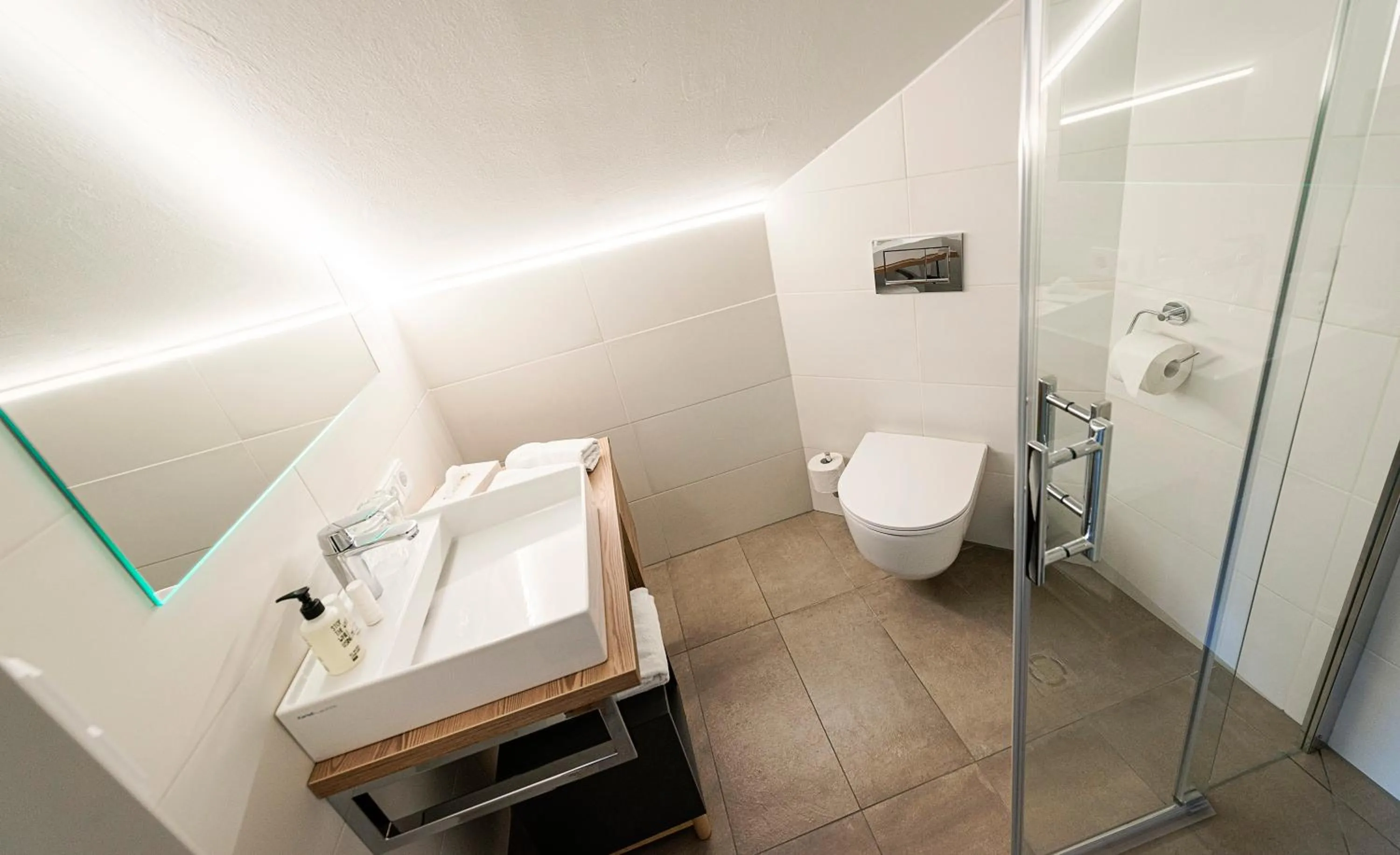 Bathroom in Landgasthof & Restaurant Batzenhäusl