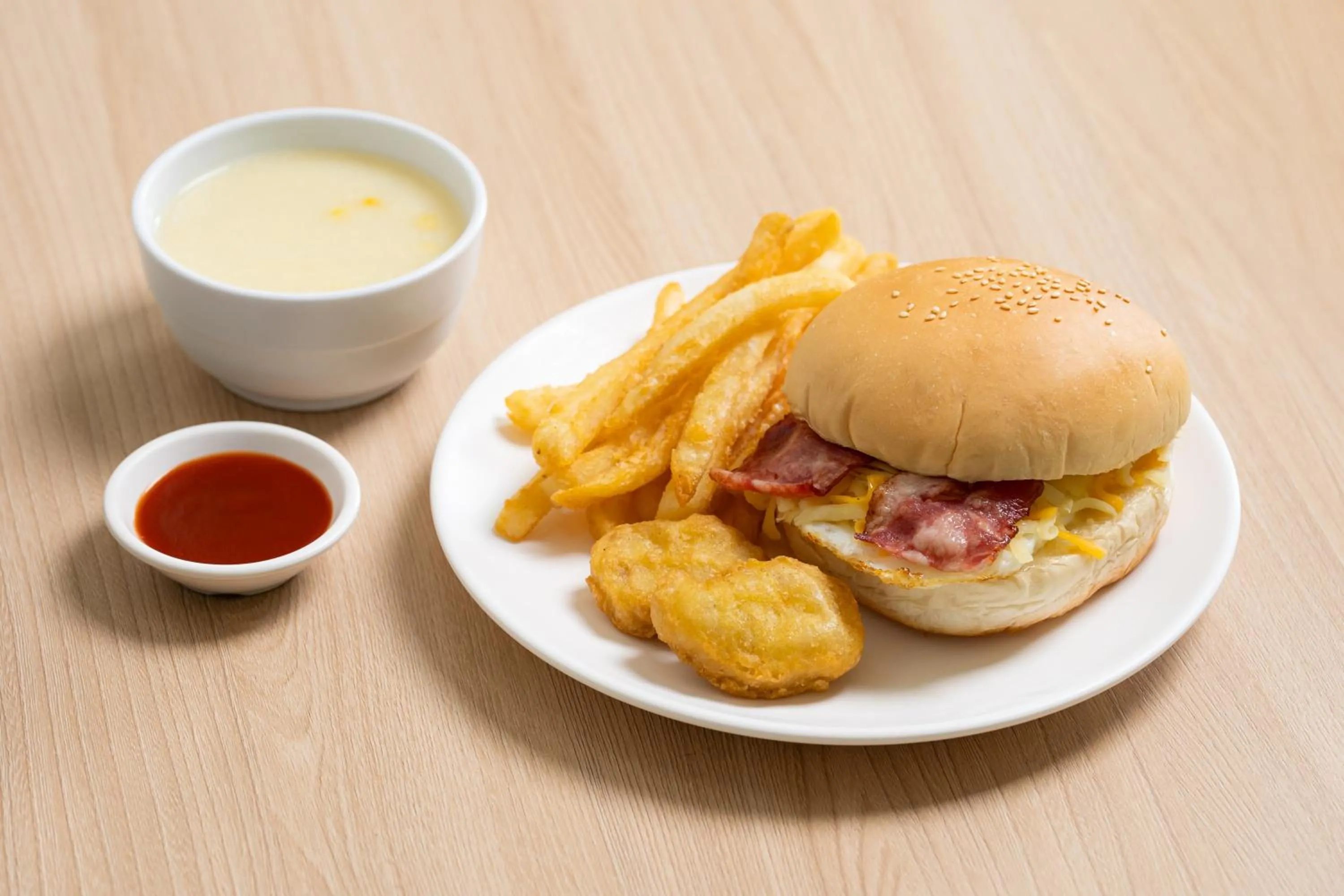 Breakfast in Holland Village Motel