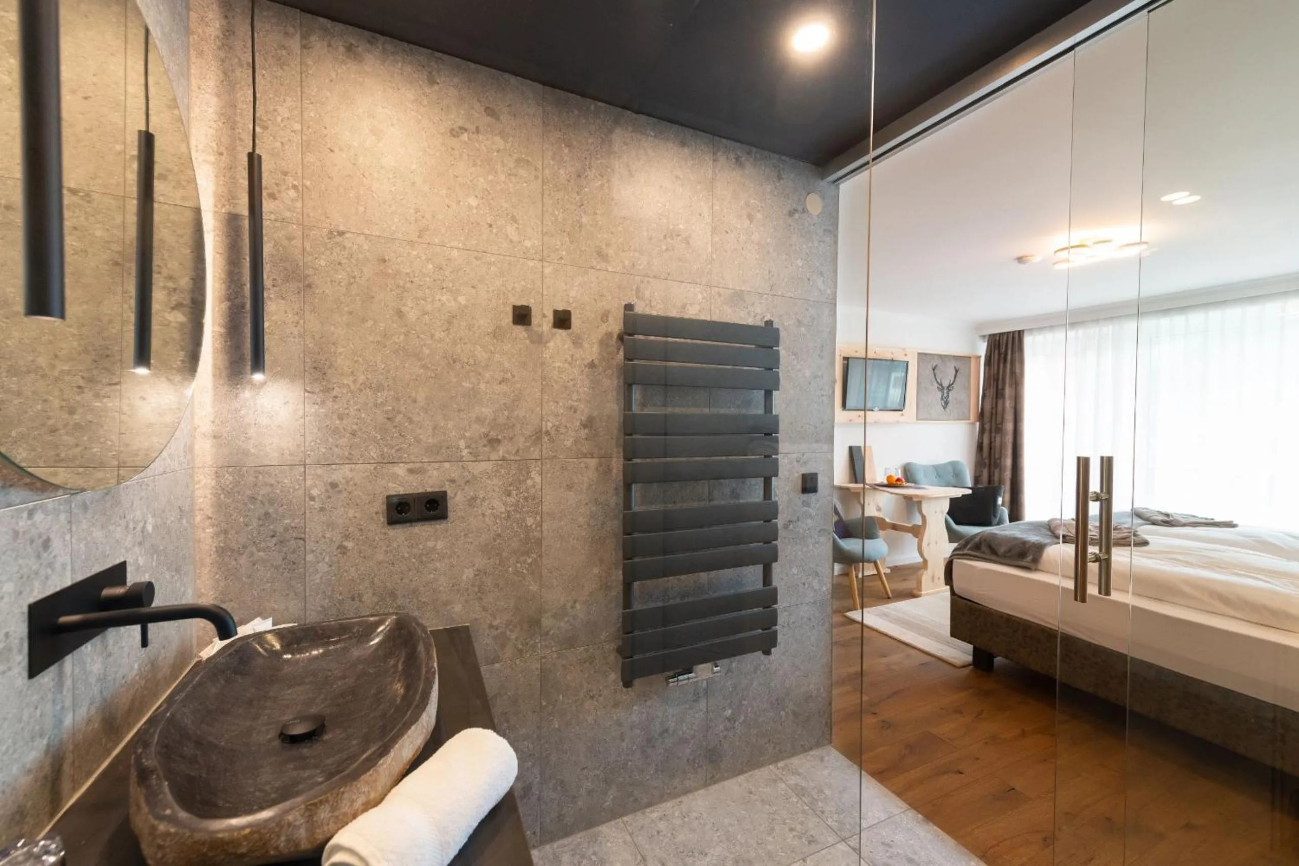 Bathroom, Bed in Landhotel Anna