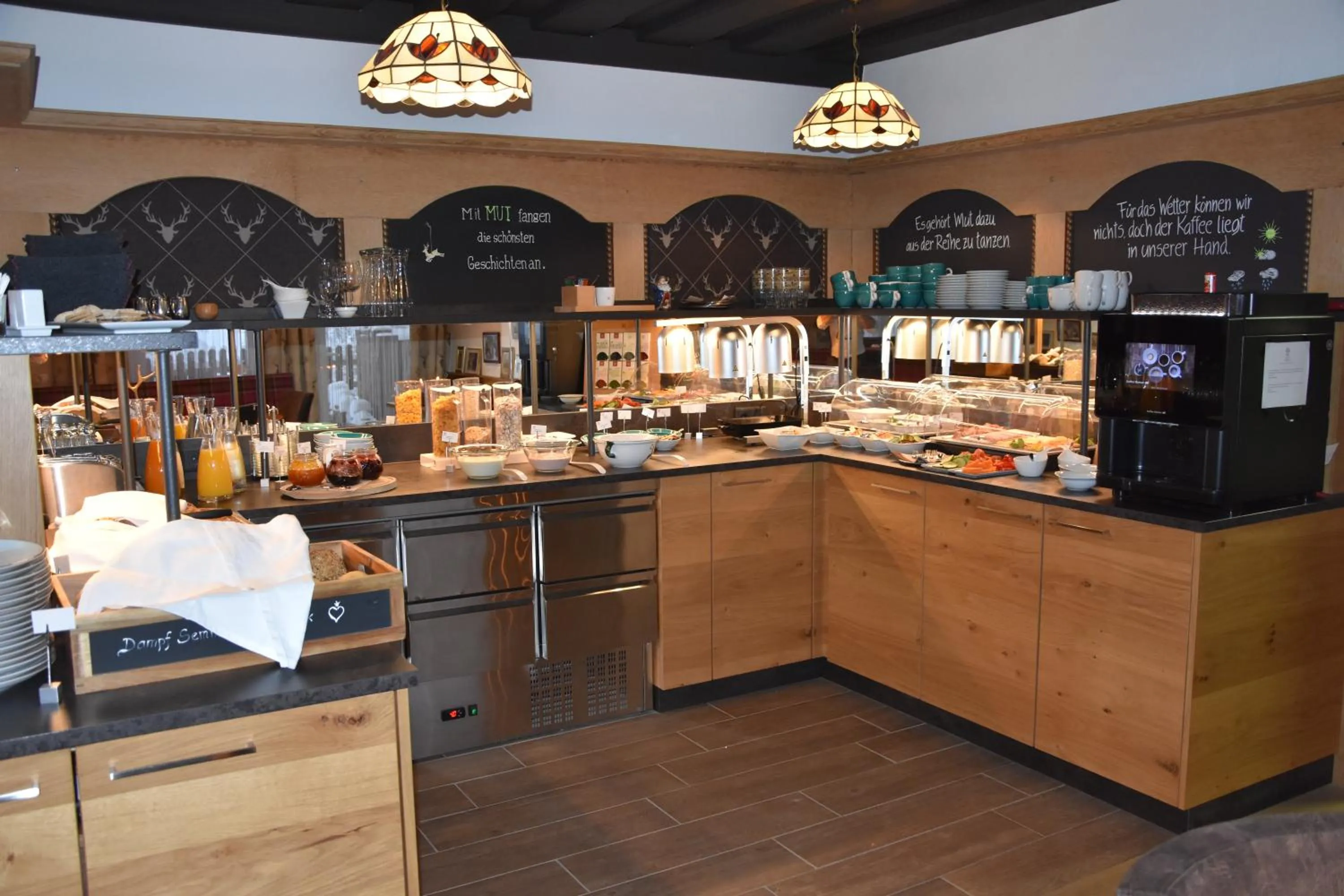 Food and drinks in Landhotel Anna