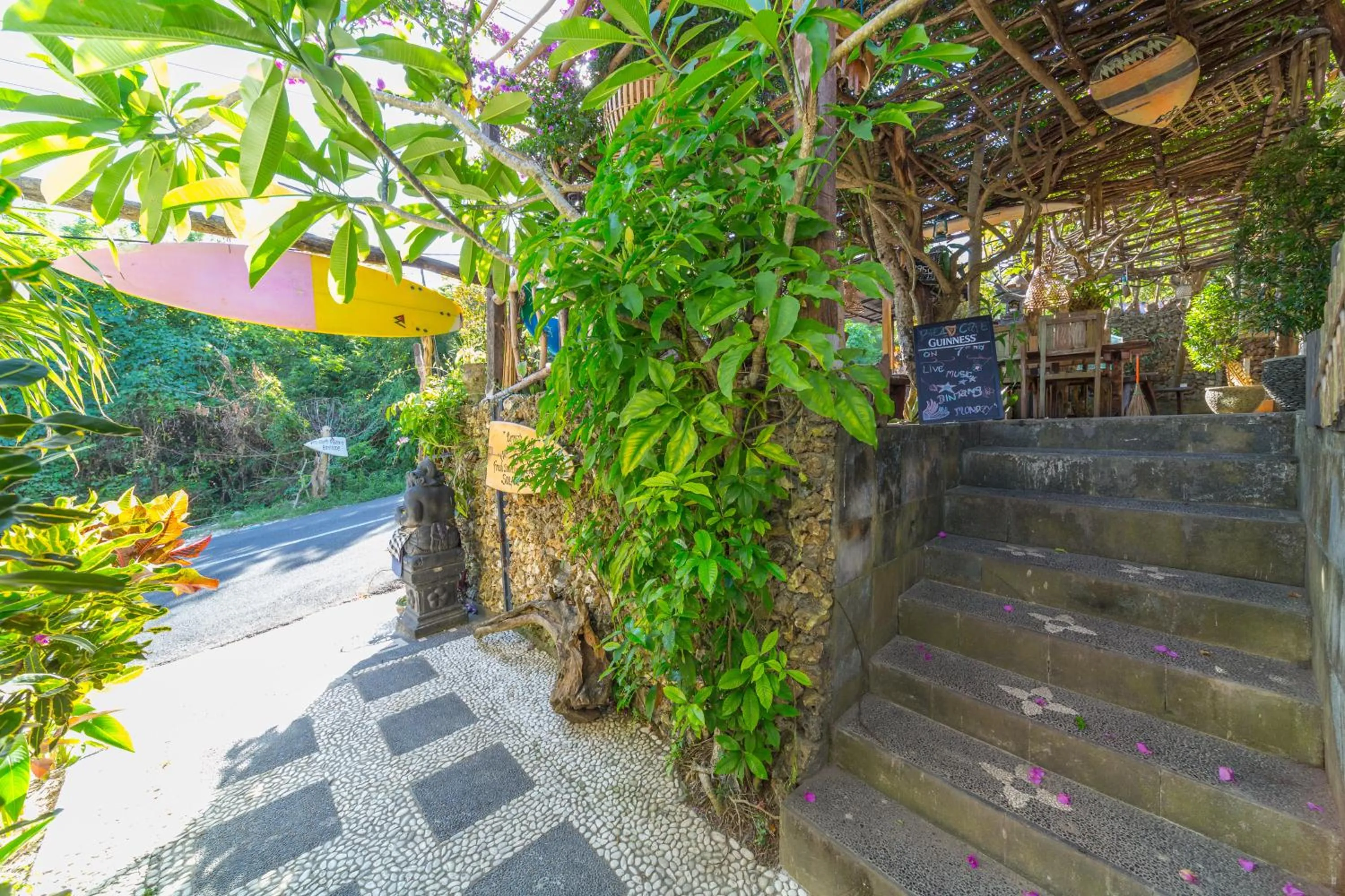 Patio in Padang Padang Breeze