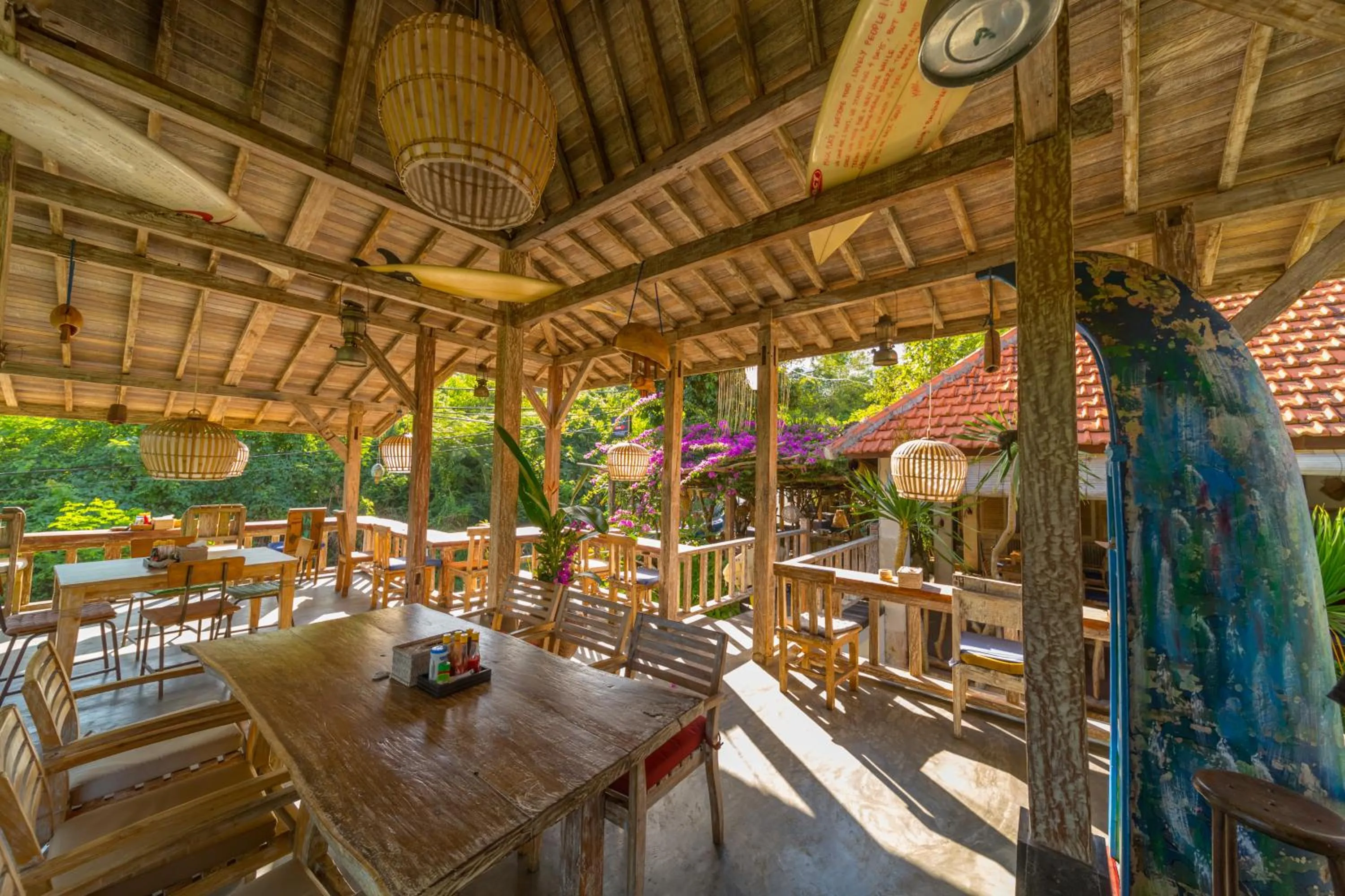 Patio in Padang Padang Breeze