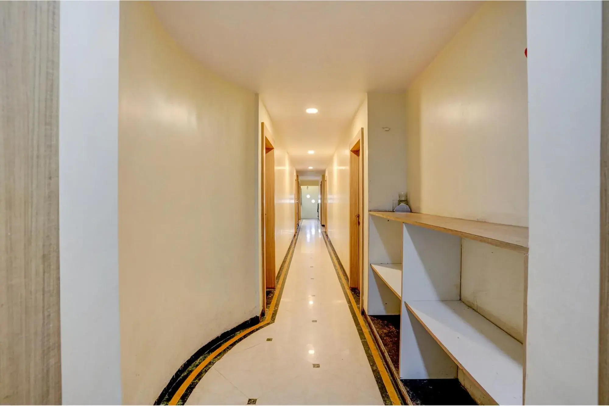 Lobby or reception, Bed in FabHotel Heritage Palace - CIDCO Bus Stand Lobby or reception, Bed in FabHotel Heritage Palace - CIDCO Bus Stand