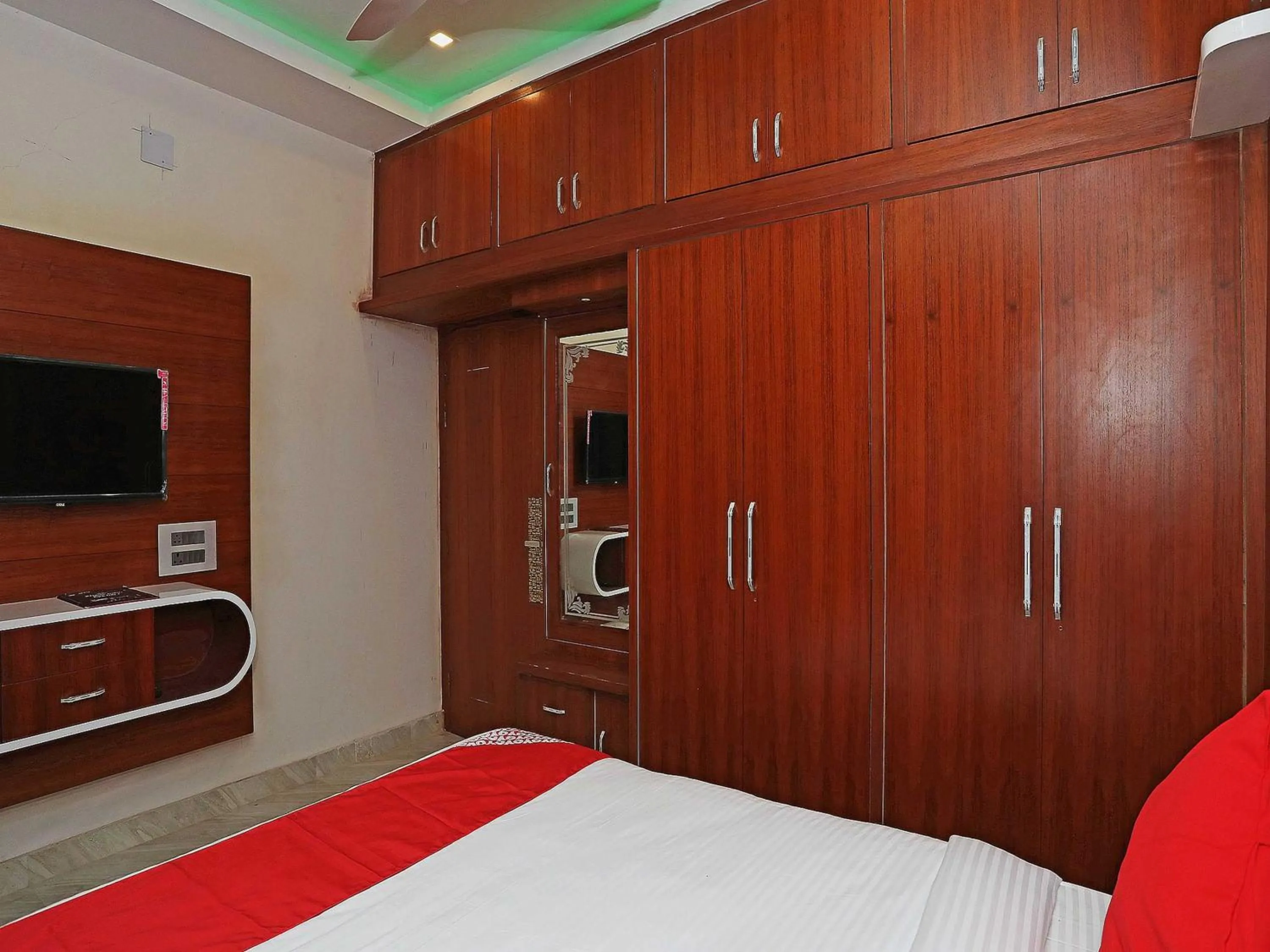 Bedroom, Bed in Hotel O The Countryside Resort