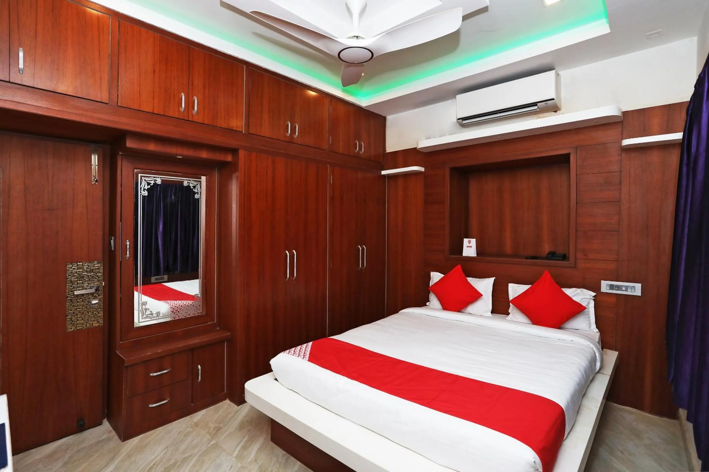 Bedroom, Bed in Hotel O The Countryside Resort