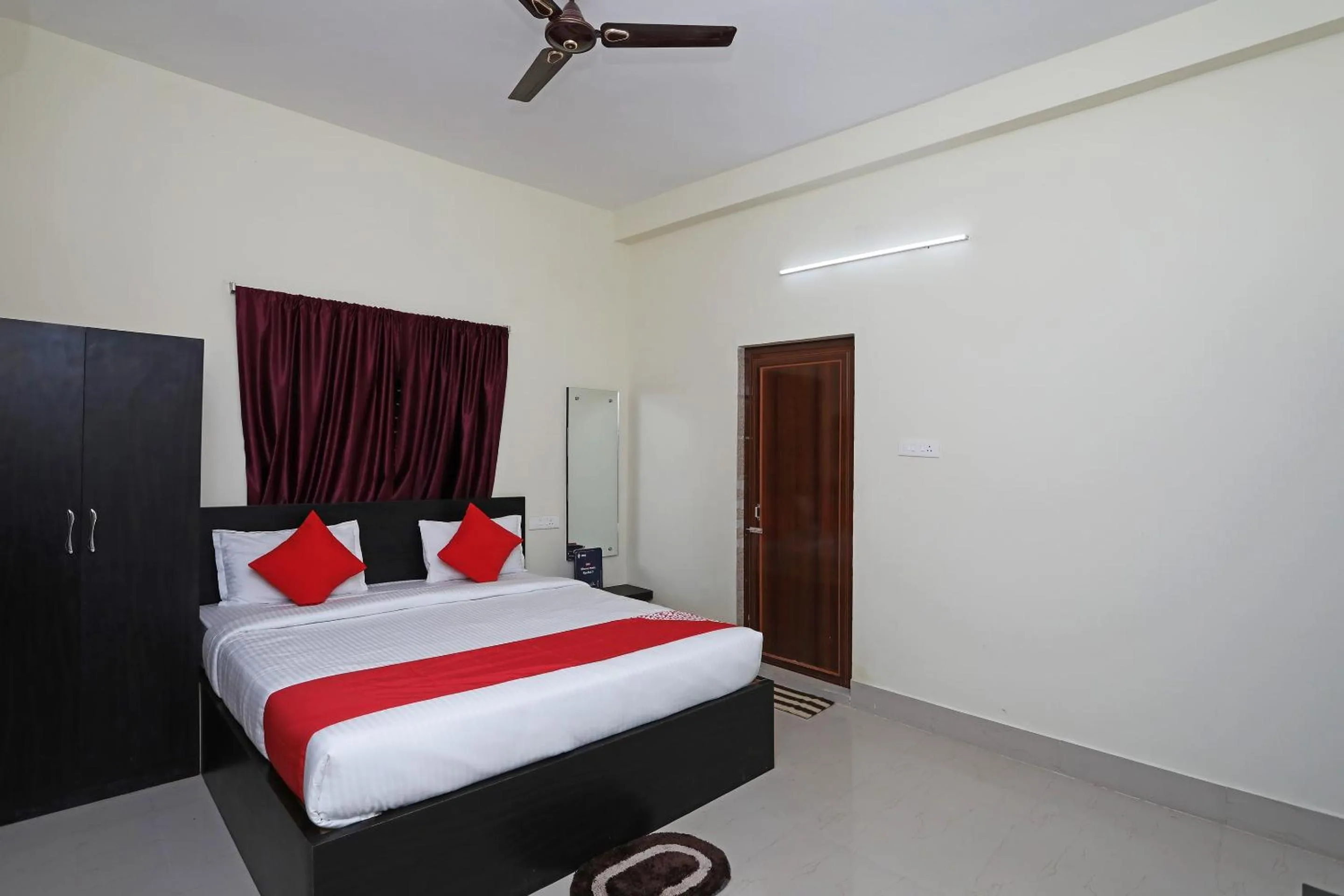 Bedroom, Bed in Hotel O The Countryside Resort