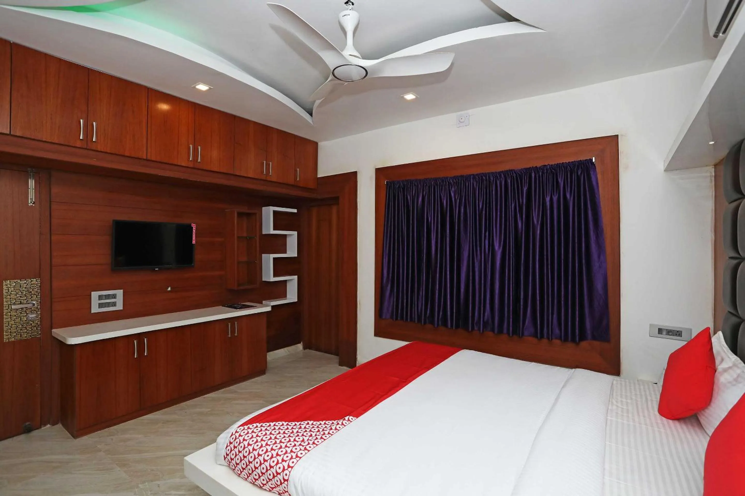 Bedroom, Bed in Hotel O The Countryside Resort