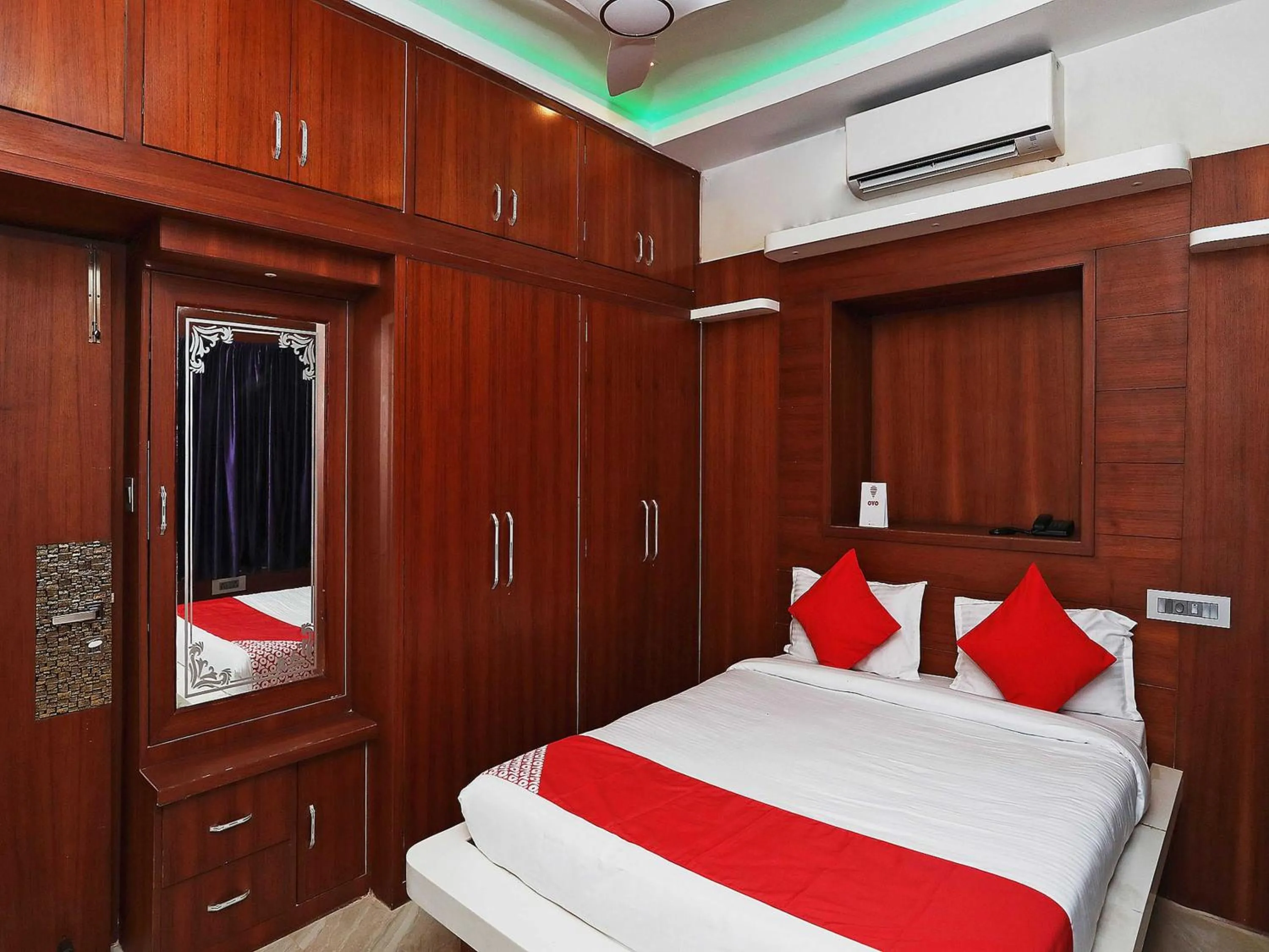 Bedroom, Bed in Hotel O The Countryside Resort