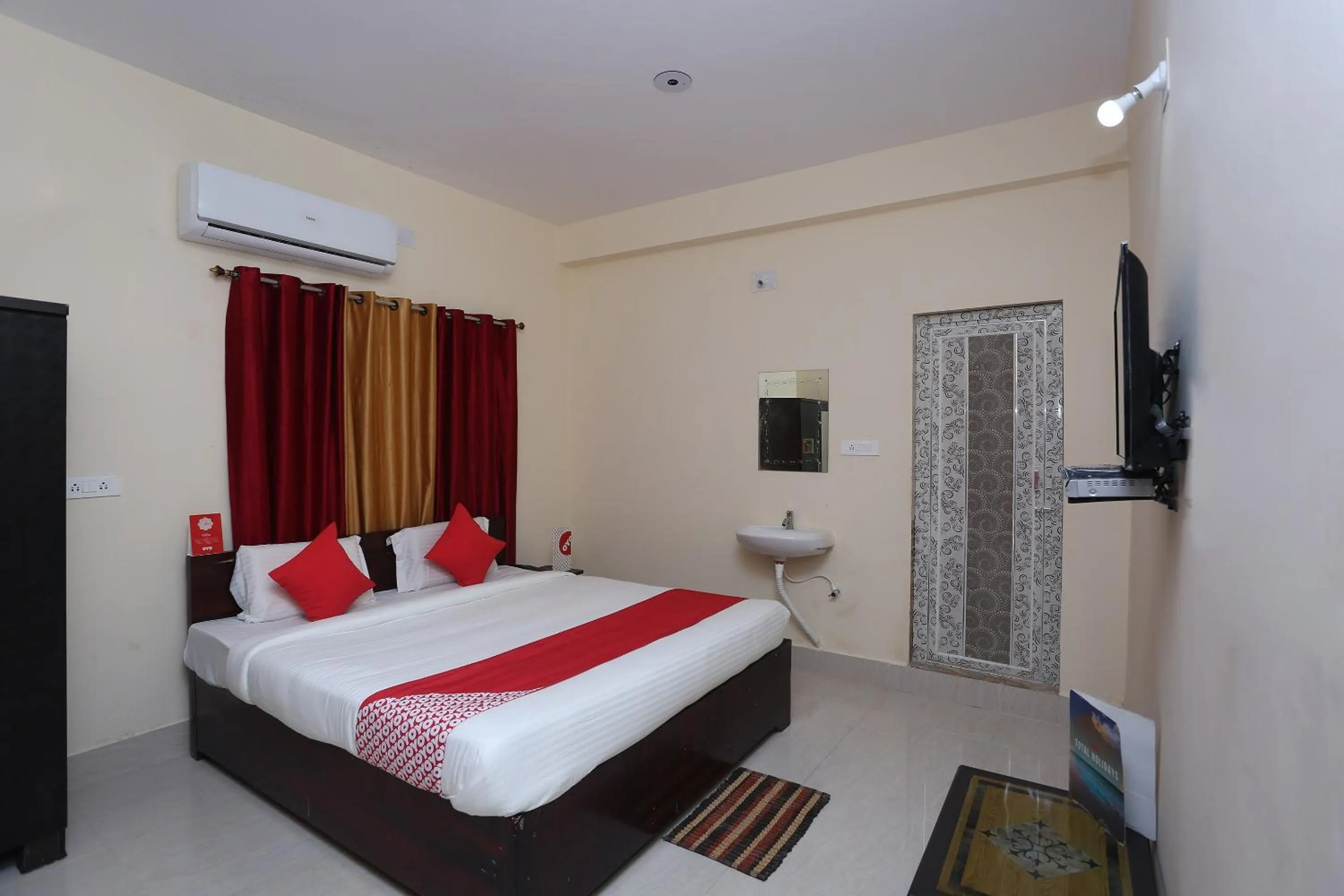 Bedroom, Bed in Hotel O Moonlight