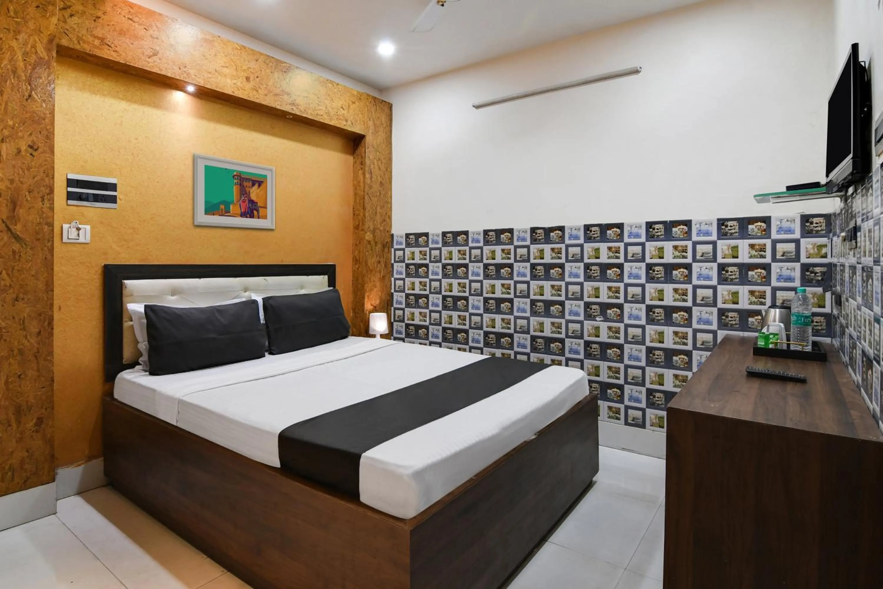 Bedroom, Bed in Super Venture Inn NX