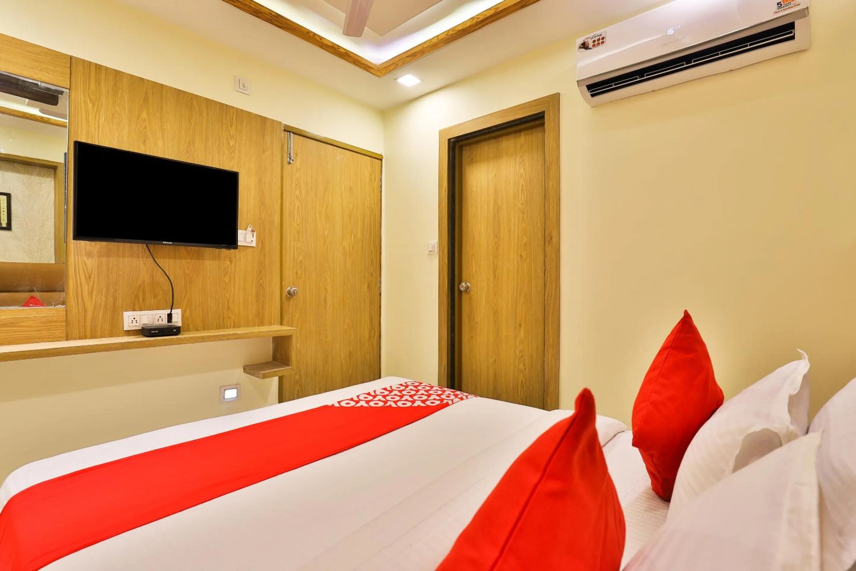 Bedroom in Hotel O Silver Palace