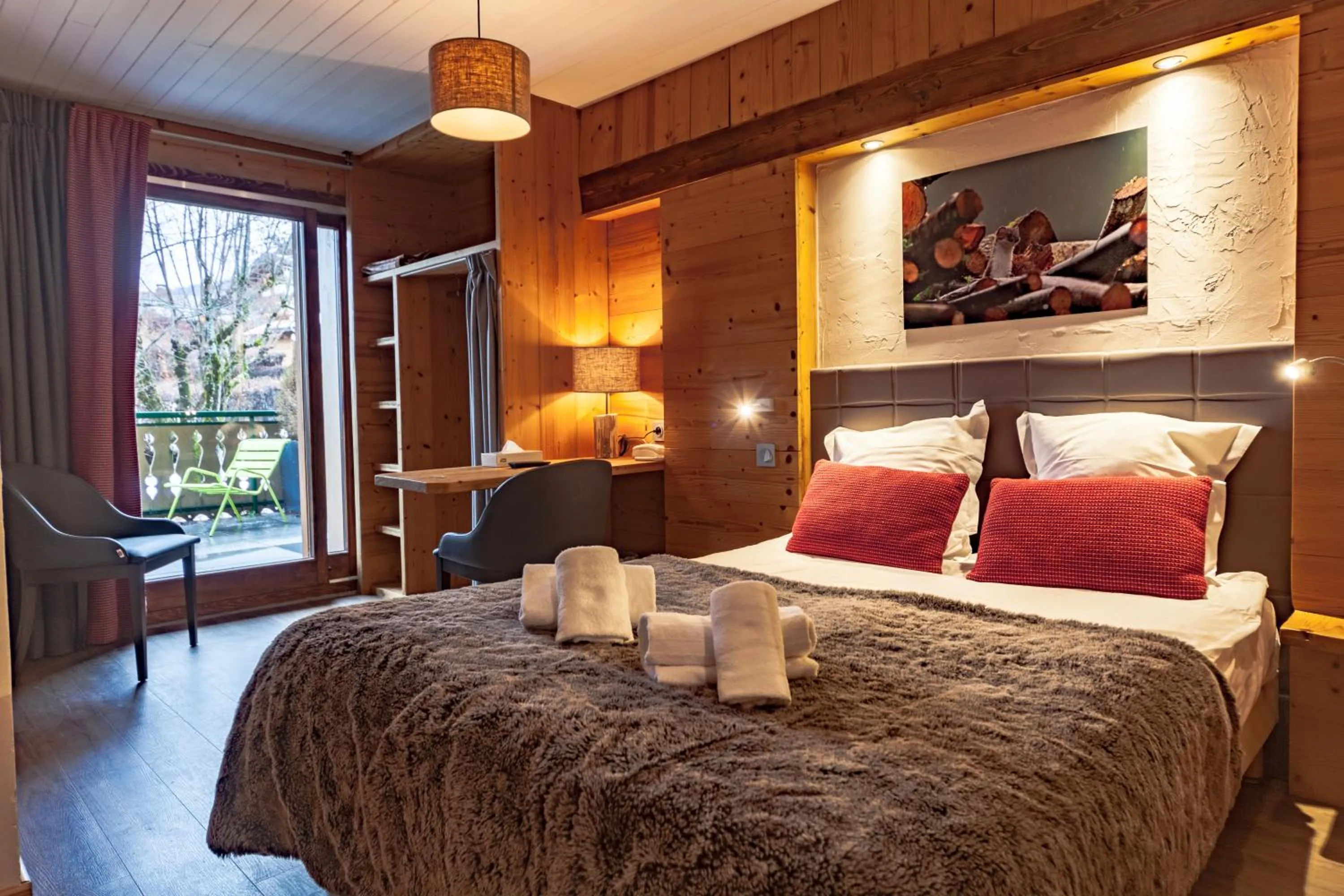 Bed in L'Hermine Blanche