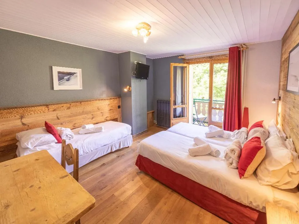 Bed in L'Hermine Blanche