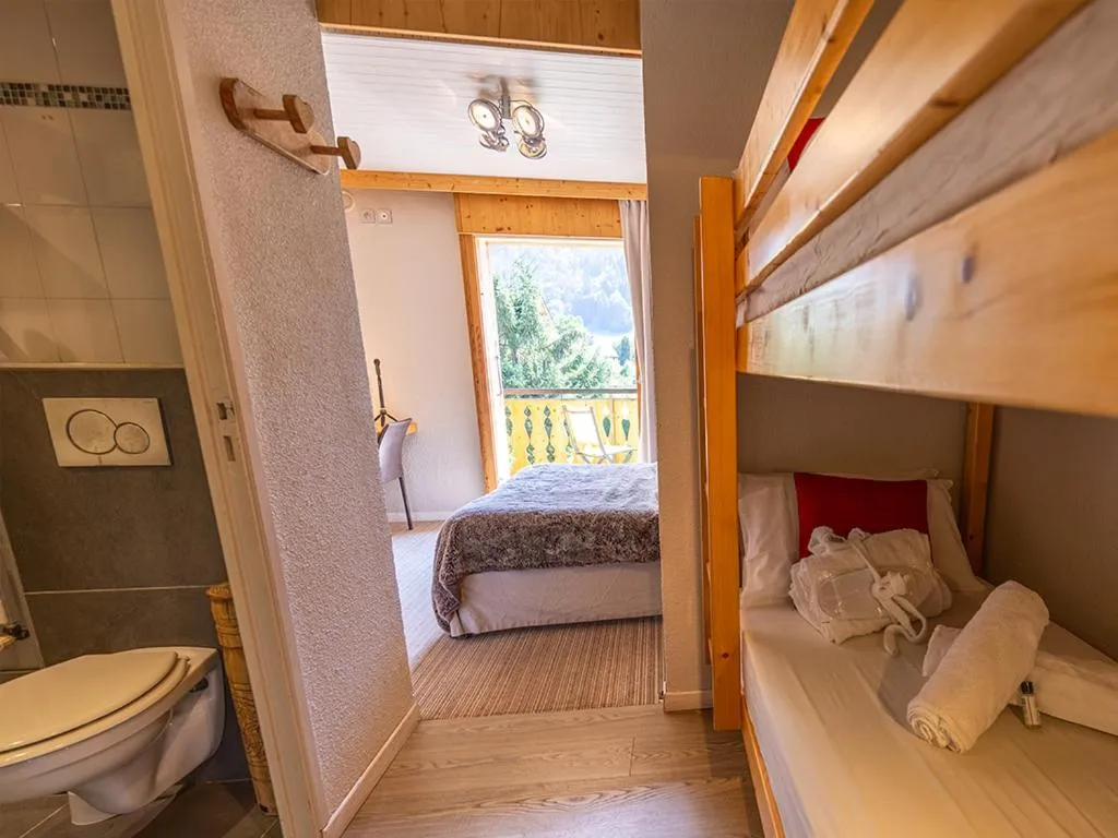 Bed in L'Hermine Blanche