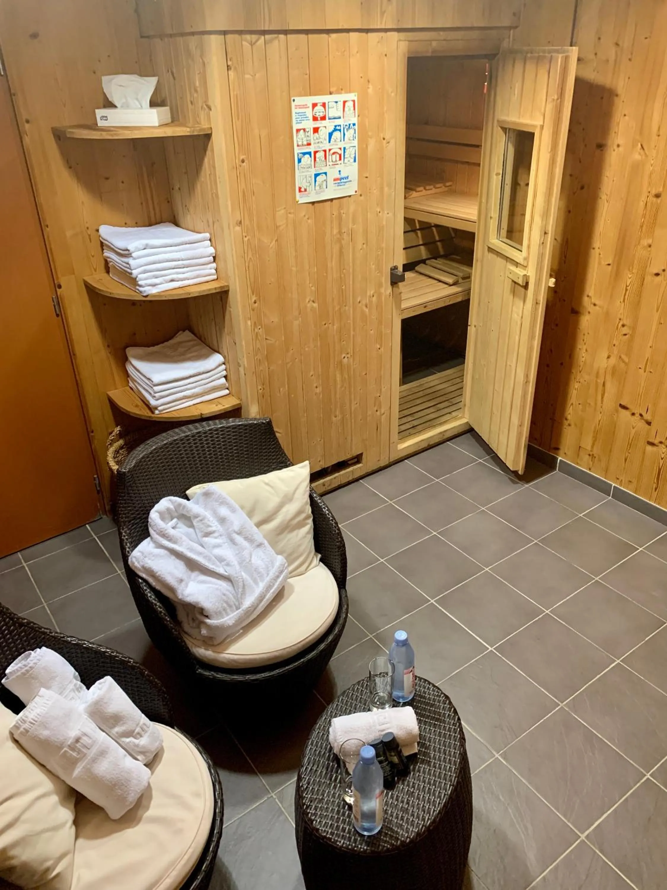 Sauna in Hameau des Prodains - Hôtel