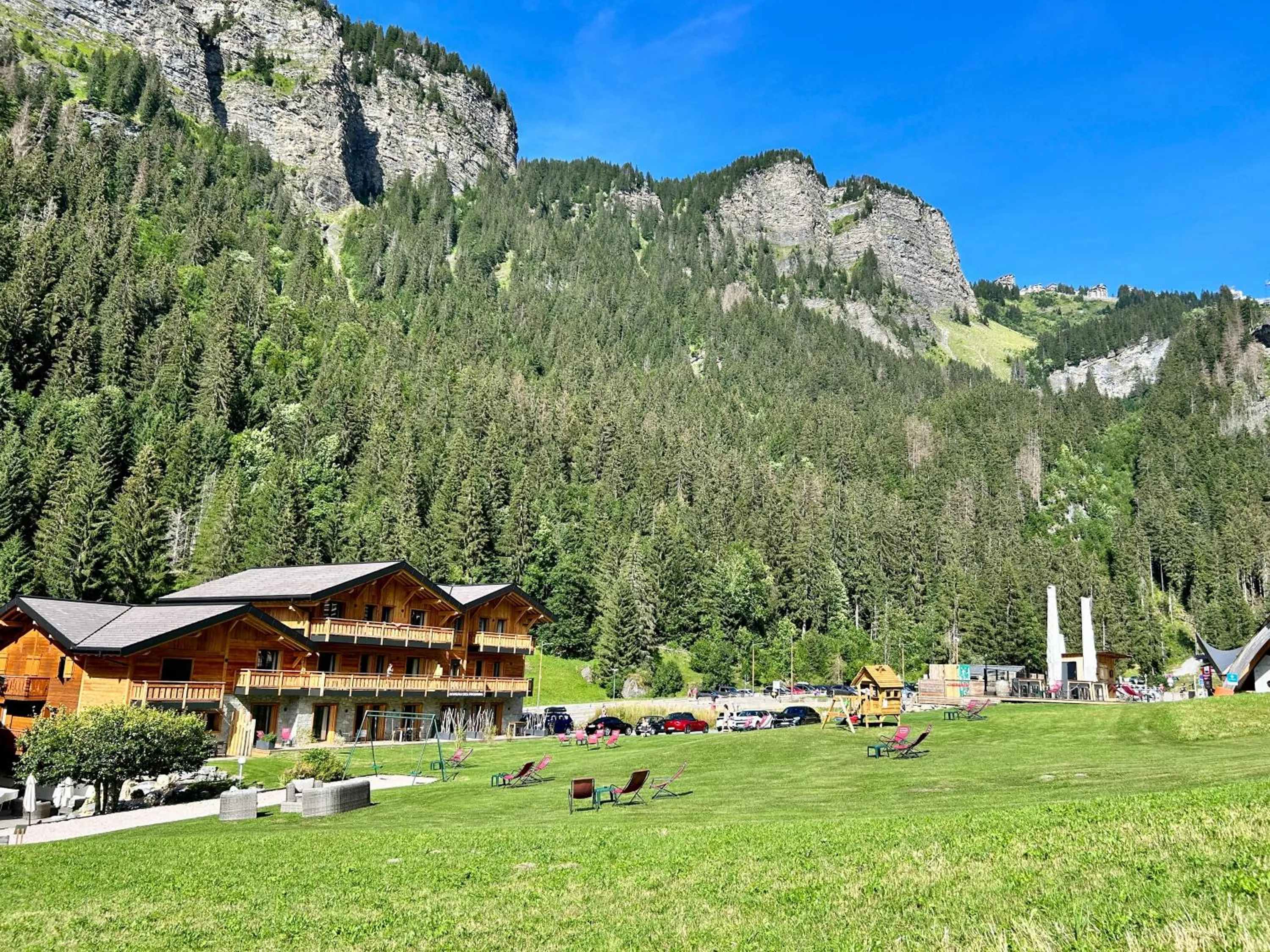 Natural landscape in Hameau des Prodains - Hôtel
