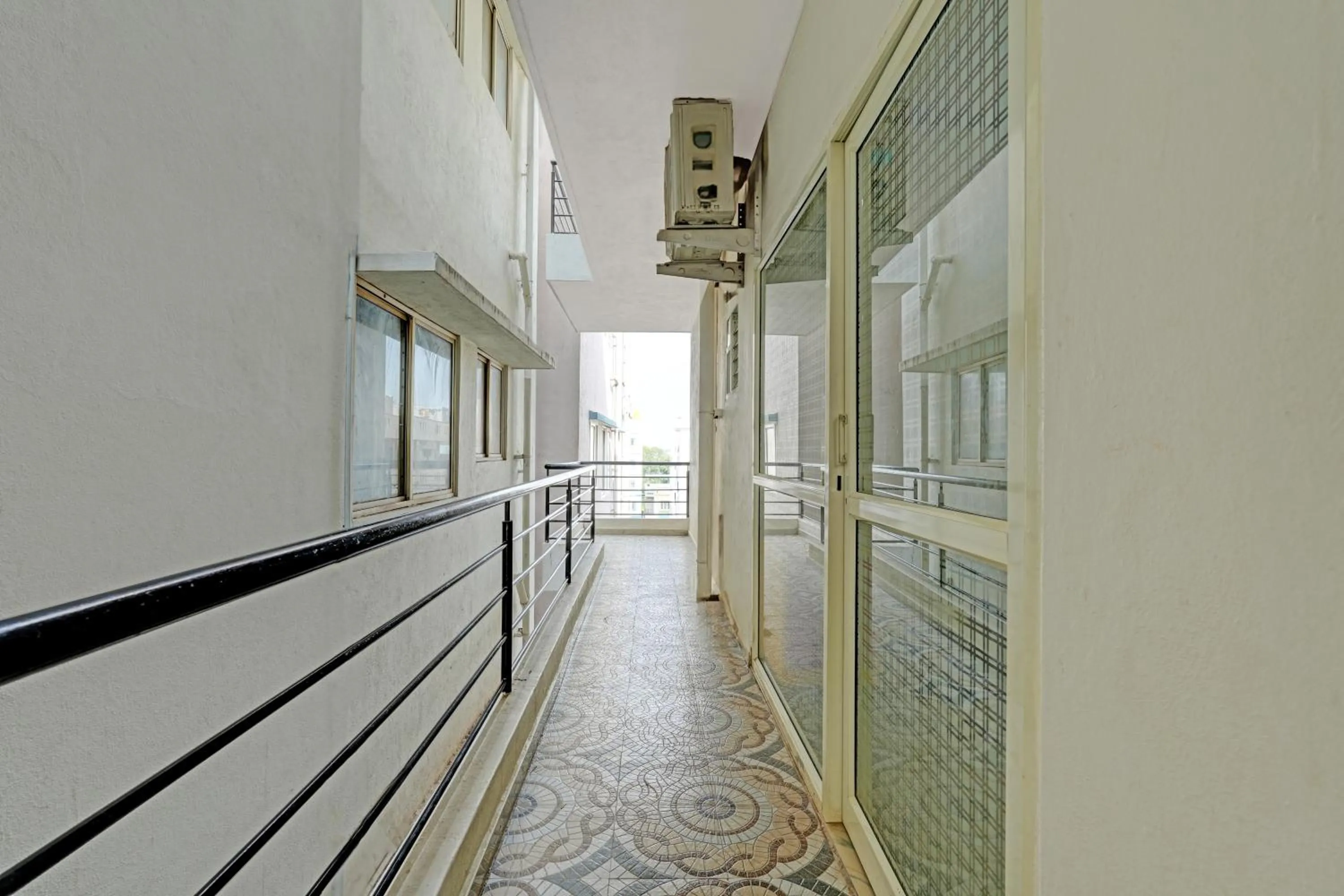 Lobby or reception in Hotel O New Shelton Suites