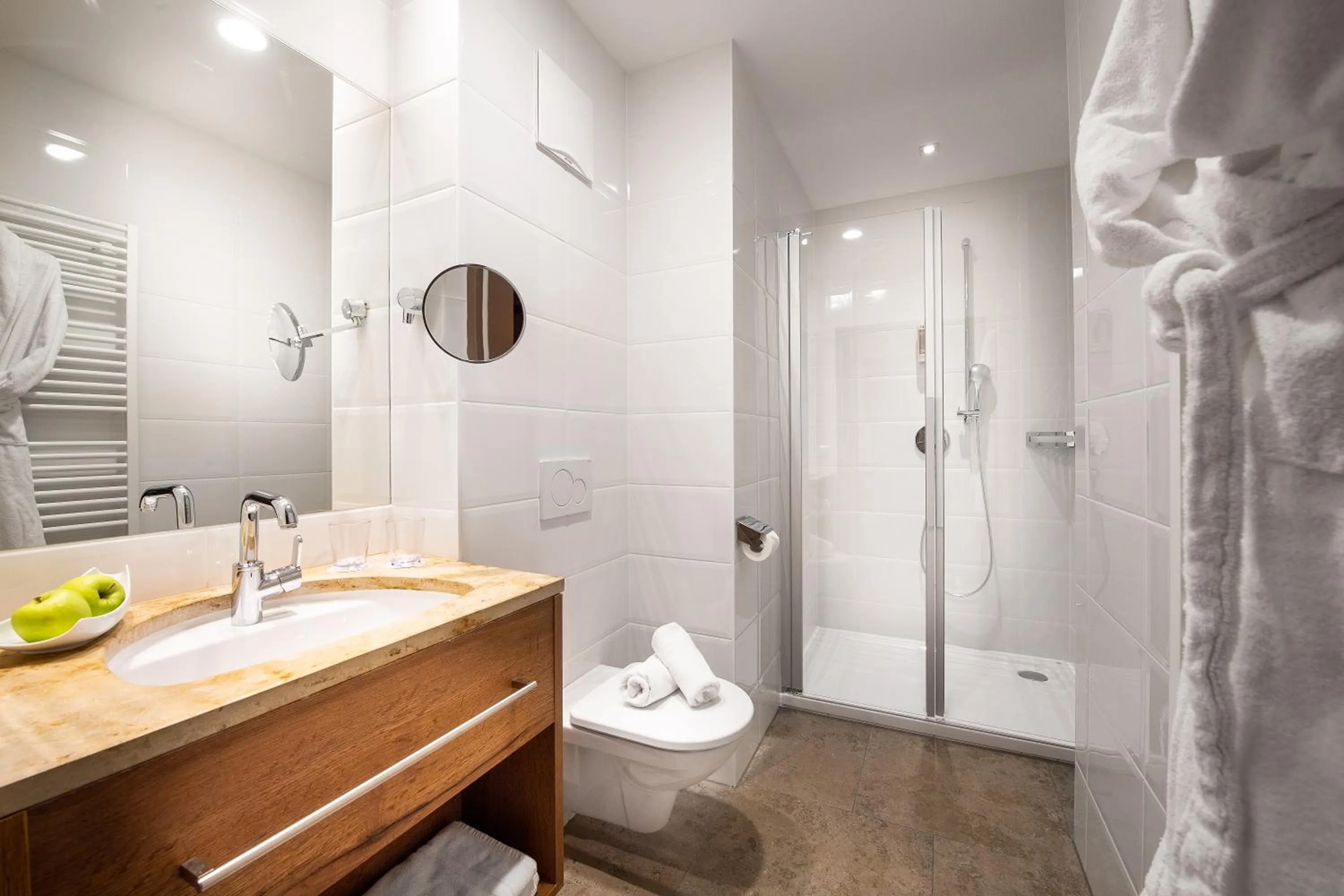 Shower in Hotel Eden Rock