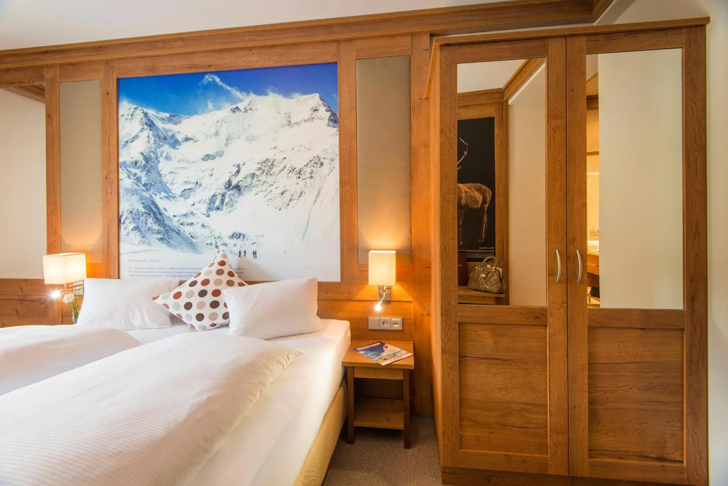 Photo of the whole room, Bed in Hotel Eden Rock